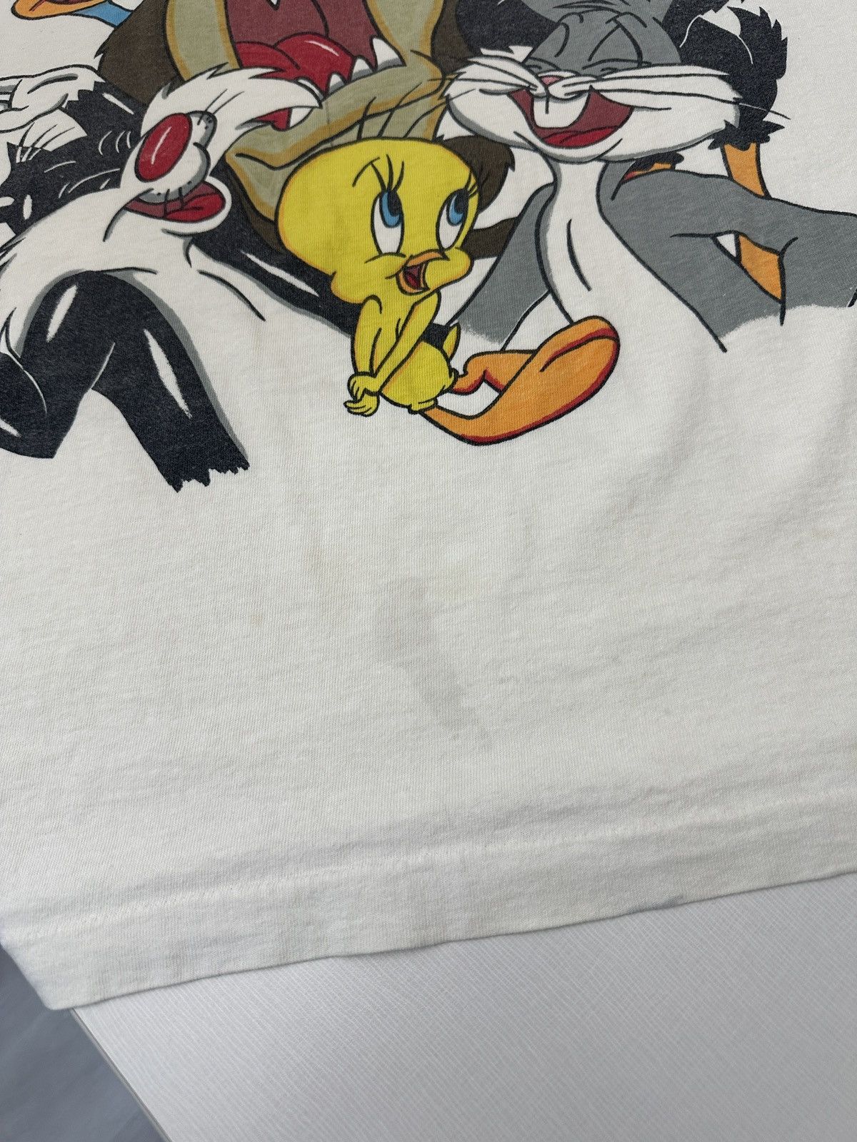 Warner Bros Vintage Looney Tunes Earner Bros TShirt Single Stitch Taz Size US XL / EU 56 / 4 - 10 Thumbnail