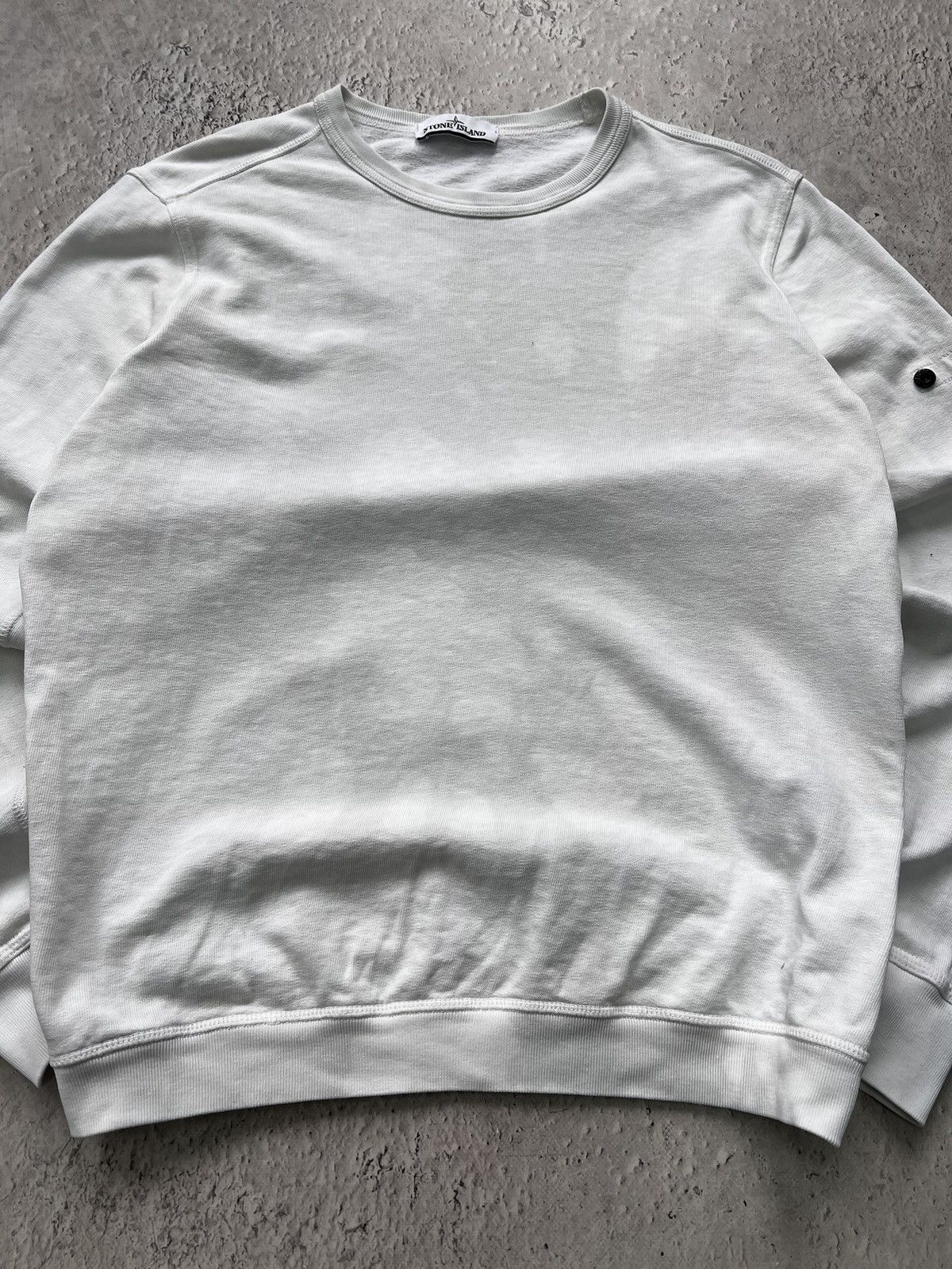 Stone Island WHITE GRADIENT WASHED STONE WHITE SWEATSHIRT STONE ISLAND Size US L / EU 52-54 / 3 - 4 Thumbnail