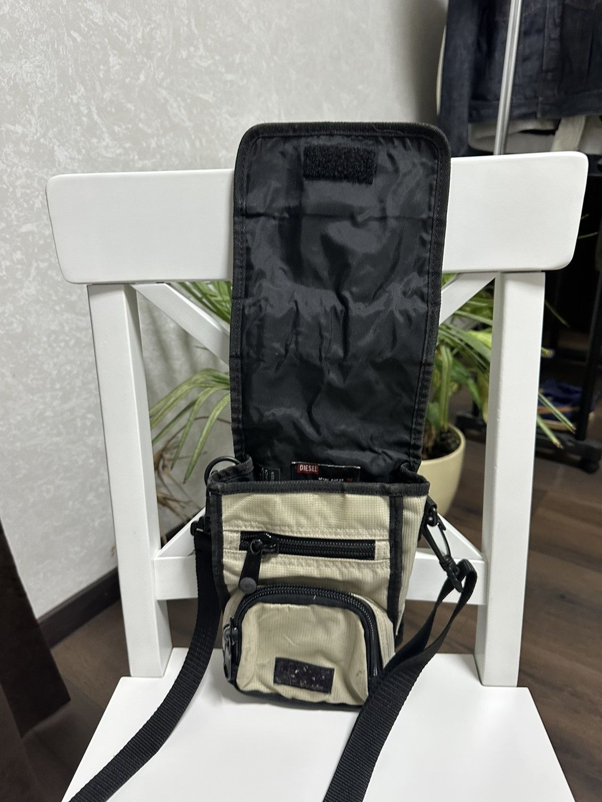 Diesel Vintage Diesel Messenger Bag Y2K Style Size ONE SIZE - 11 Thumbnail