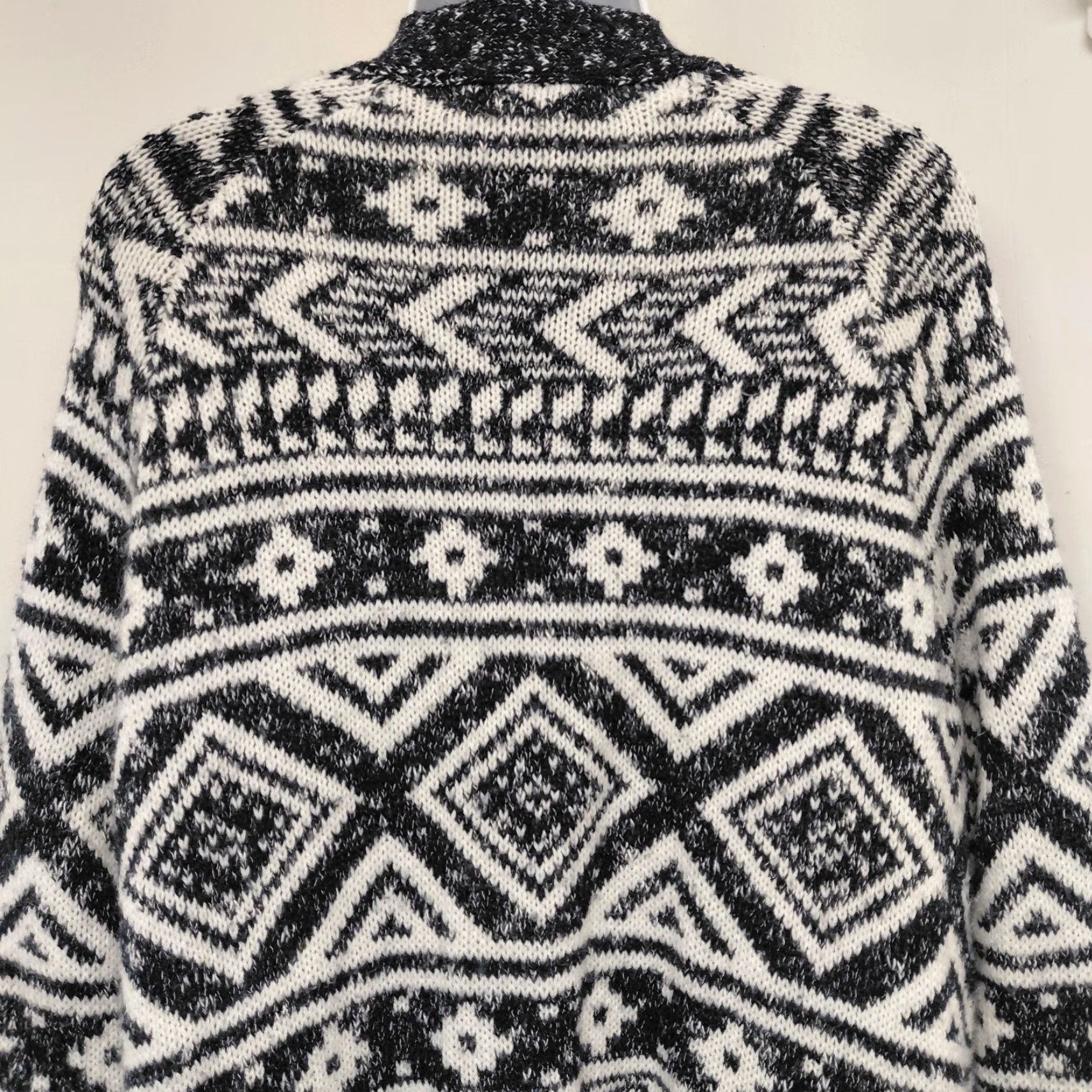 Forever 21 FOREVER 21 Aztec Cardigan Womens Large Blue/Red Boho Open Front Pocket Cardigan Shirt? Size L / US 10 / IT 46 - 5 Thumbnail