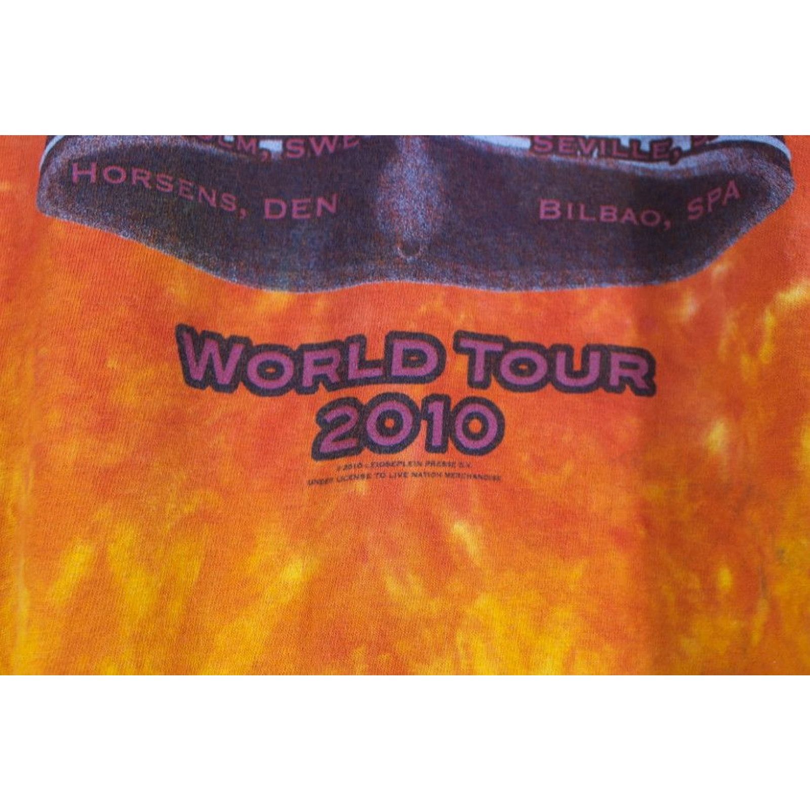 AC/DC AC/DC Black Ice World Tour All Over Print Tee T-shirt Size US L / EU 52-54 / 3 - 10 Thumbnail