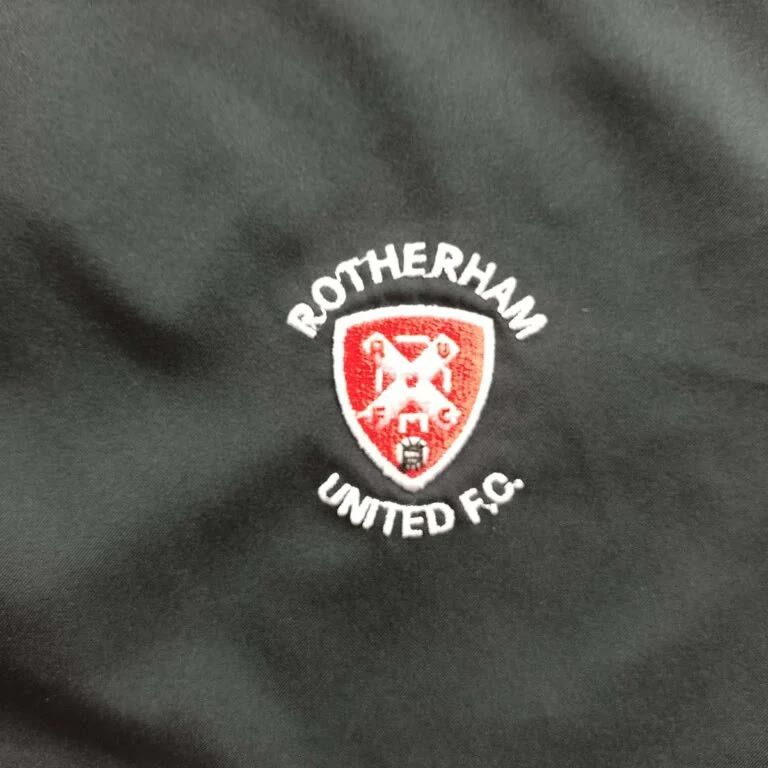 Other Rotherham United 2004-05 Bodyline away football jersey M Size US M / EU 48-50 / 2 - 3 Thumbnail