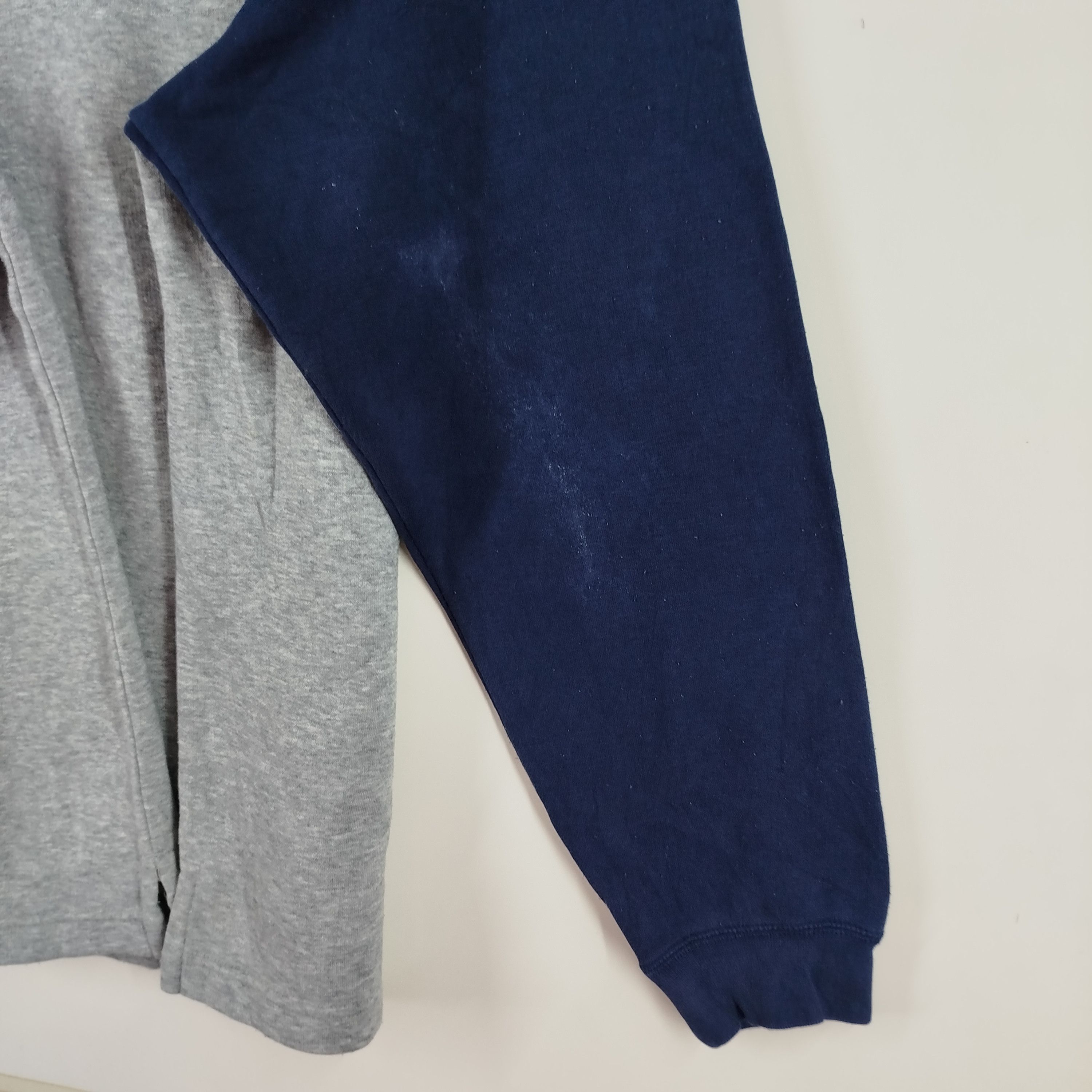 Nike Vintage Nike Swoosh Logo Center Raglan Design Sun Faded Size US M / EU 48-50 / 2 - 4 Thumbnail