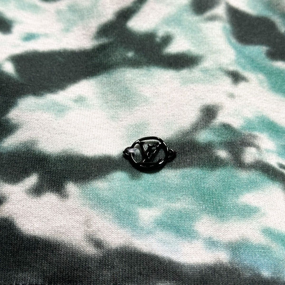 Louis Vuitton SS19 Plain Rainbow Tie-Dye T-Shirt Size US M / EU 48-50 / 2 - 4 Thumbnail