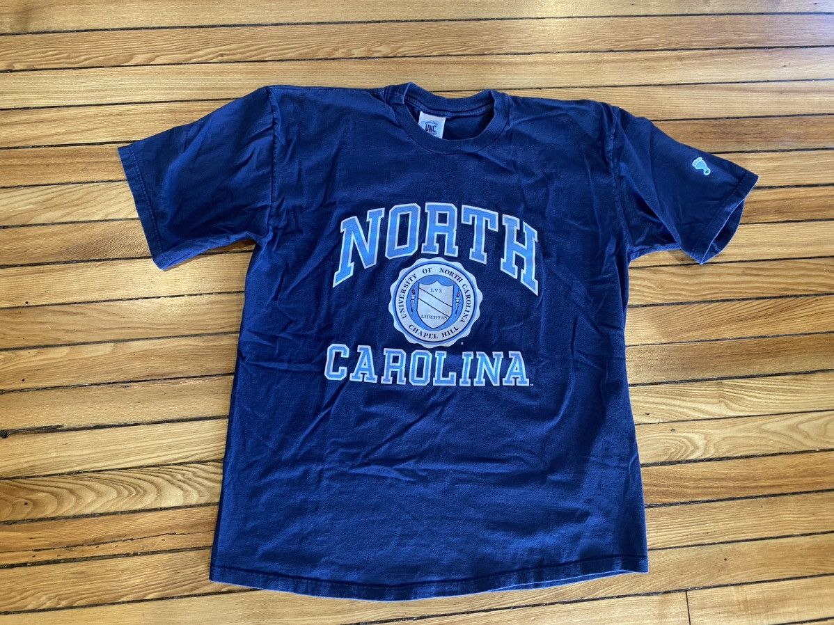Jordan Brand × Vintage Vintage North Carolina Tshirt Xl/xxl Size US XL / EU 56 / 4 - 1 Thumbnail