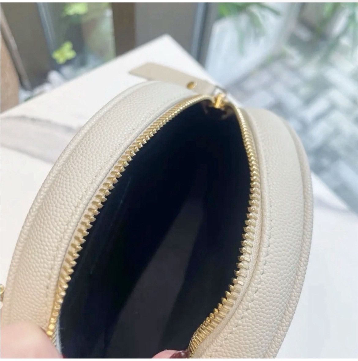 Saint Laurent Paris Auth Saint Laurent New Ivory Round Chevron YSL Crossbody Bag Size ONE SIZE - 8 Thumbnail
