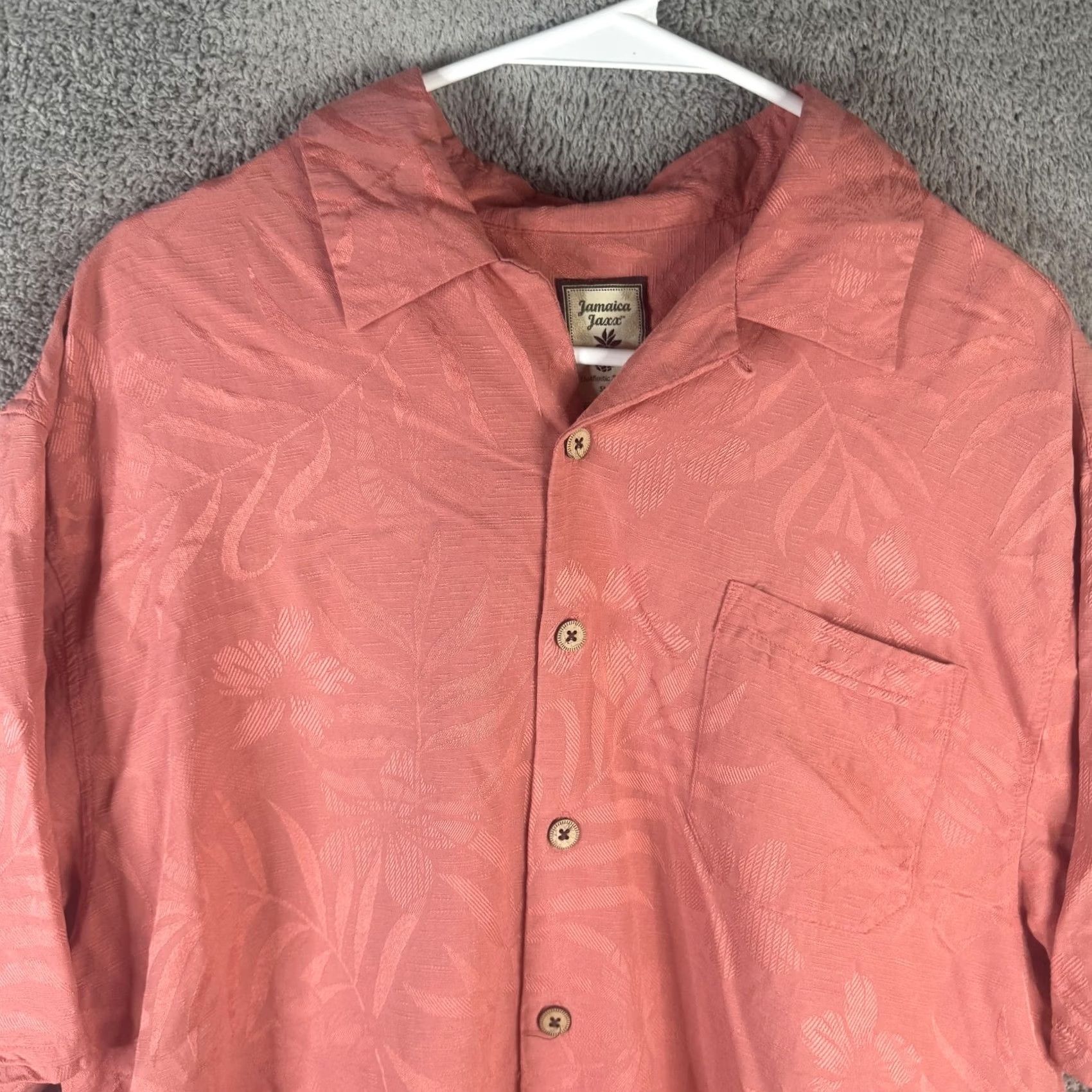 Vintage Jamaica Jaxx Shirt Mens Large Pink Silk Jacquard Hawaiian Button Front Size US L / EU 52-54 / 3 - 5 Thumbnail