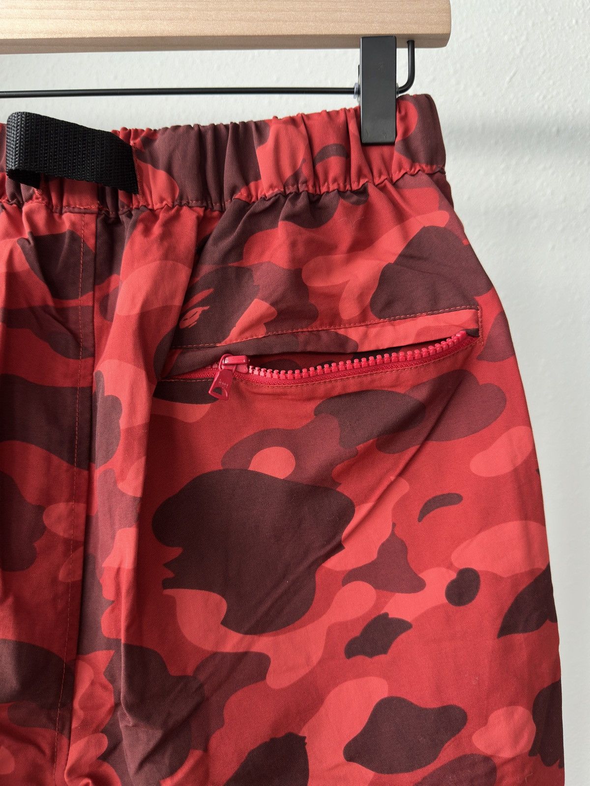 Bape BAPE Camo Cargo Nylon Pants Red Size US 30 / EU 46 - 8 Thumbnail
