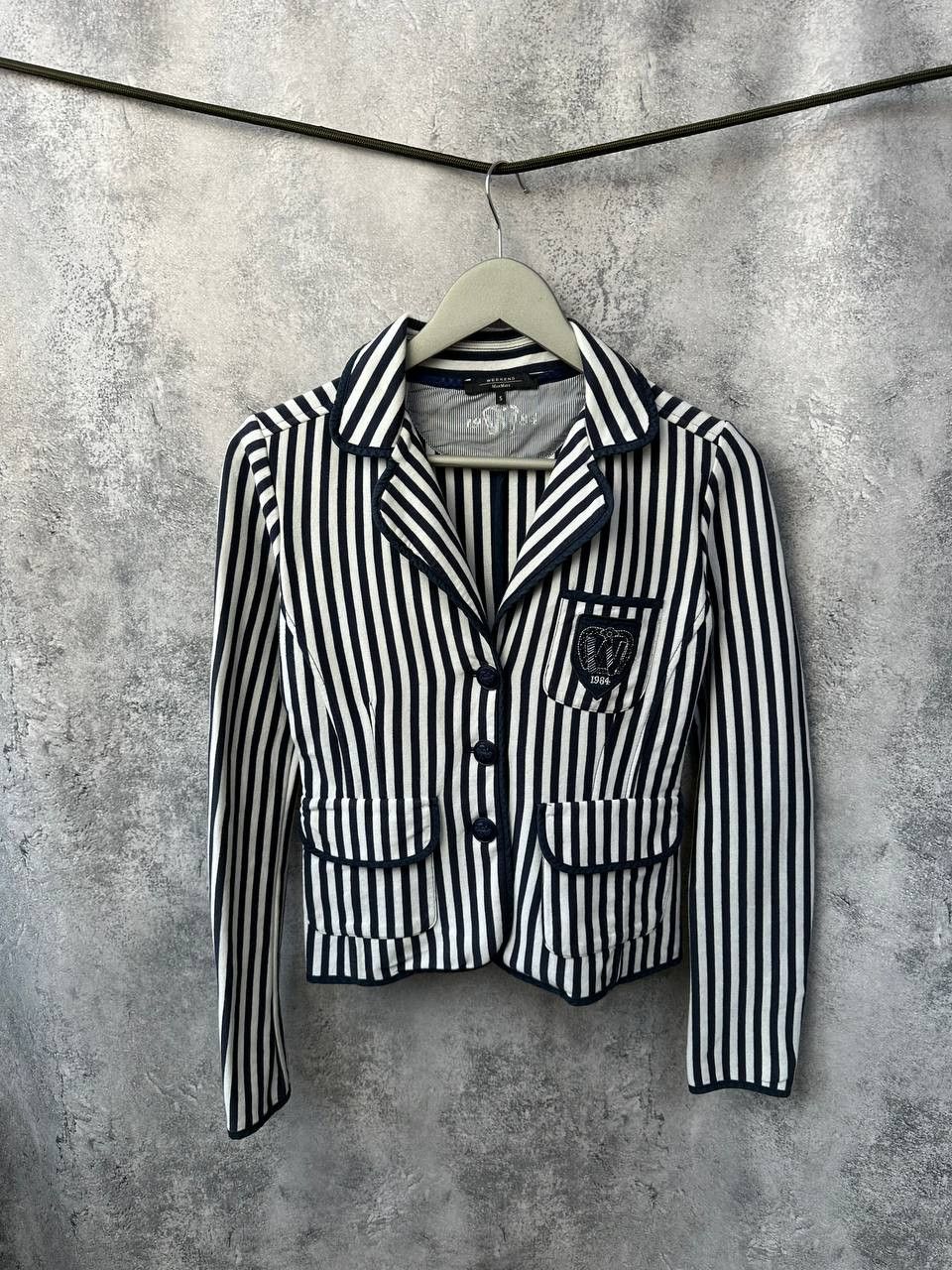 Designer × Weekend Max Mara Weekend Max Mara Striped Blazer Jacket Japan "W" Patch Size S / US 4 / IT 40 - 2 Thumbnail