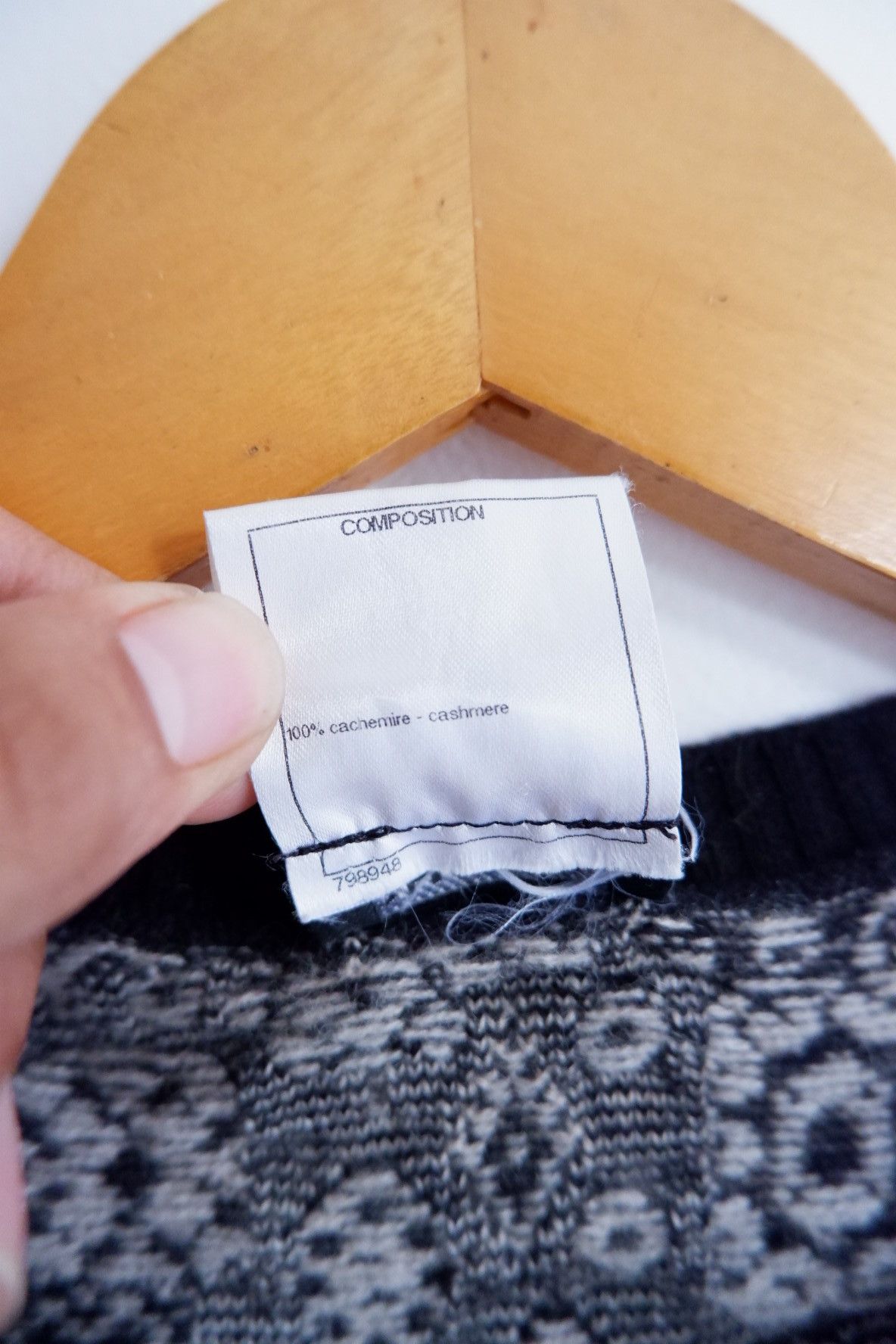 Chanel CHANEL JACQUARD Cashmere Knitwear Size US S / EU 44-46 / 1 - 8 Thumbnail