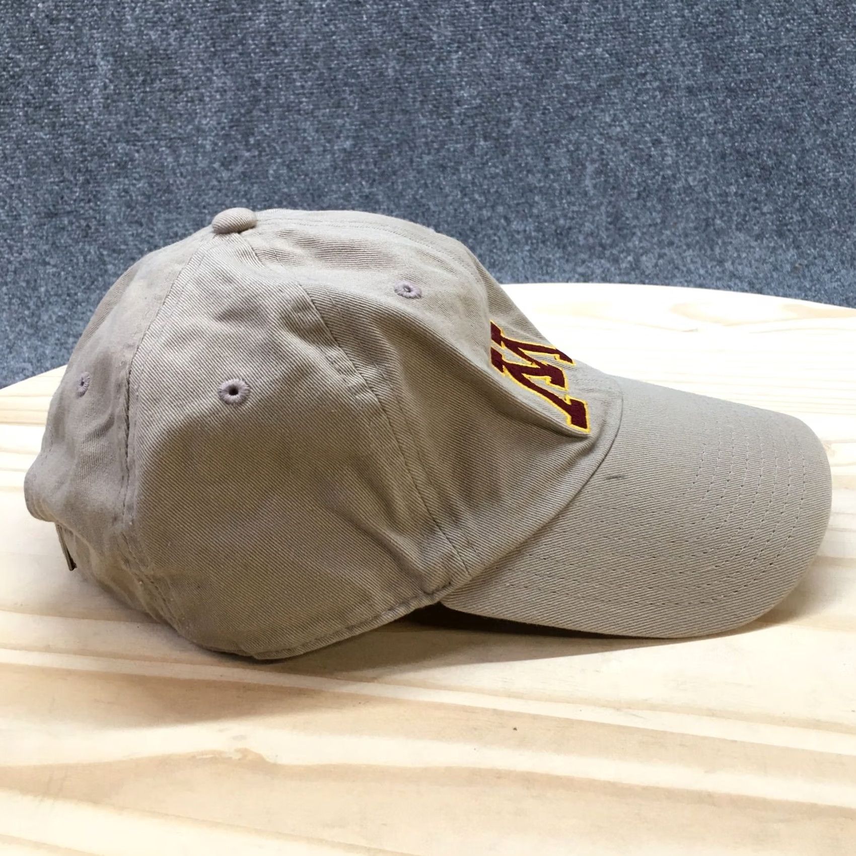Adidas Adidas Minnesota Gophers Baseball Cap Hat OS Beige Adjustable Curved Brim Mens Size ONE SIZE - 5 Thumbnail