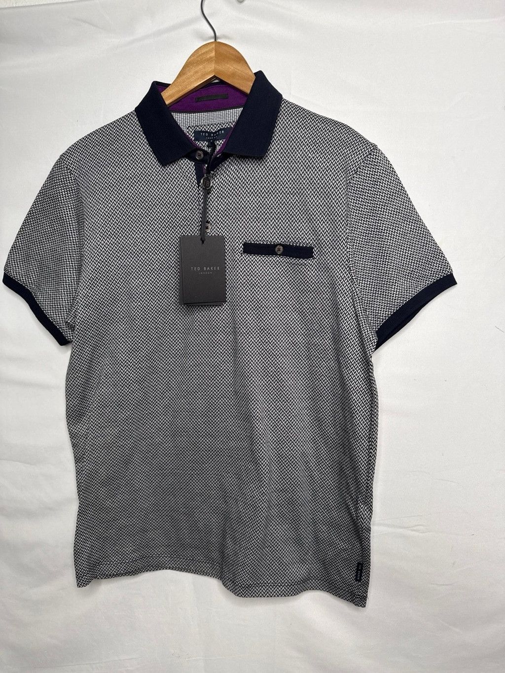 Ted Baker NWT Ted Baker collared contrast jacquard blue polo shirt Lg Size US L / EU 52-54 / 3 - 2 Thumbnail