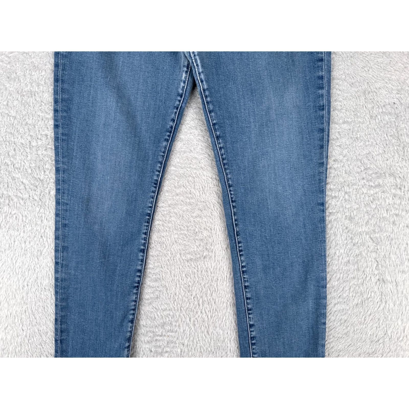 Levi's Levi's Jeans Women 32 Blue Denim Skinny High Rise 700 Series Regular Inseam 29 in 5-Pocket Cotton Blend Distressed Mid Rise Size 24" / US 00 / IT 34 - 3 Thumbnail