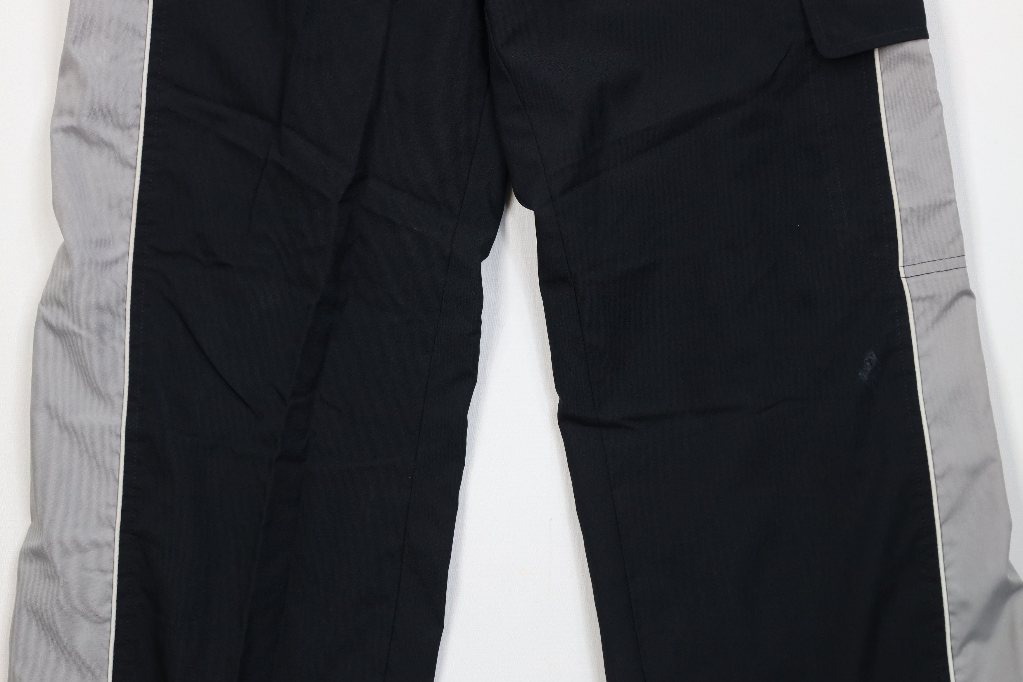 Nike Vintage Y2K Nike Cropped Lined Wide Leg Cargo Pants Black Size 26" / US 2 / IT 38 - 3 Thumbnail