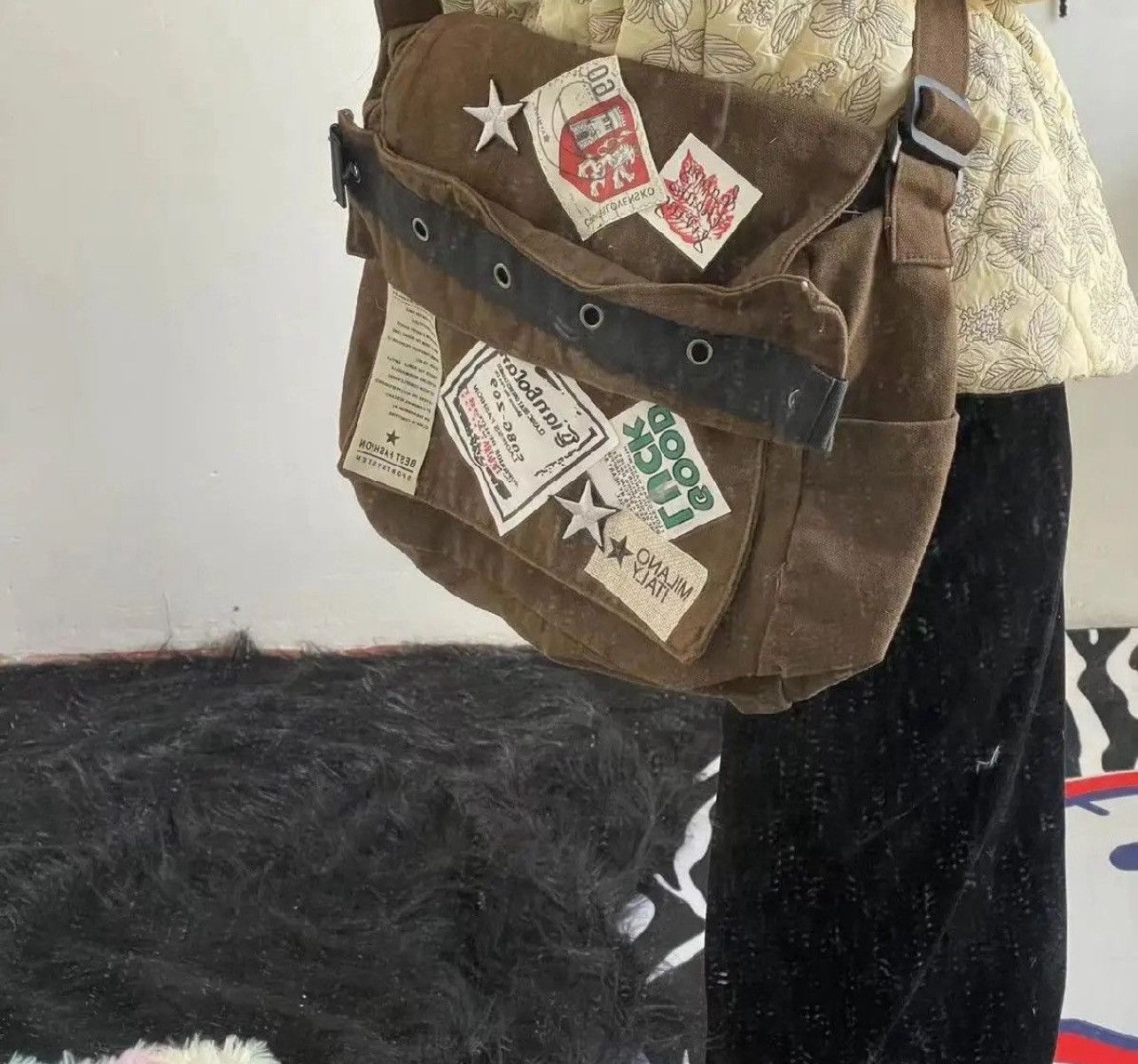Japanese Brand × Vintage Vintage Y2k Messenger Bag Size ONE SIZE - 2 Thumbnail