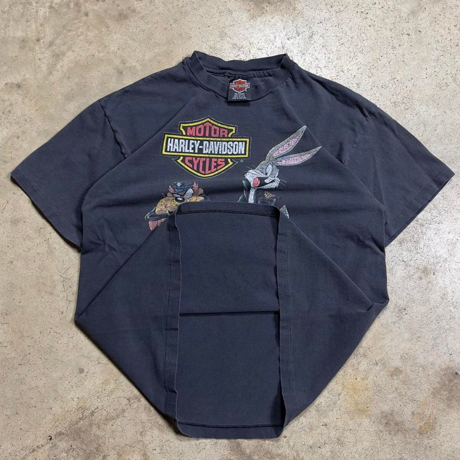 Harley Davidson × Vintage Vintage 1993 Harley Davidson Loony Tunes Graphic T-shirt Size US L / EU 52-54 / 3 - 5 Thumbnail