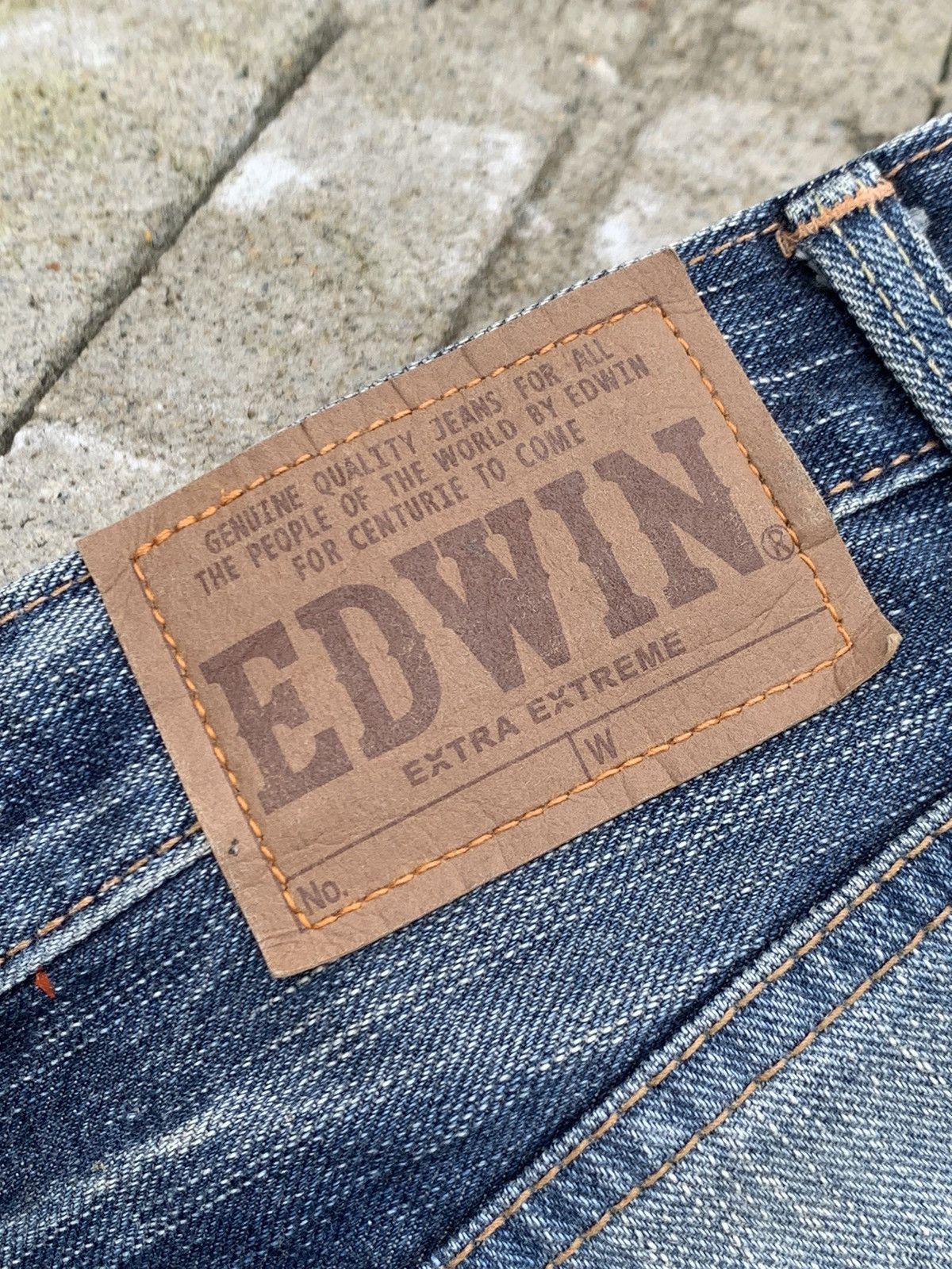 Edwin EDWIN DISTRESSED CUSTOM PAINT SPLATTER JEANS Size US 30 / EU 46 - 8 Thumbnail