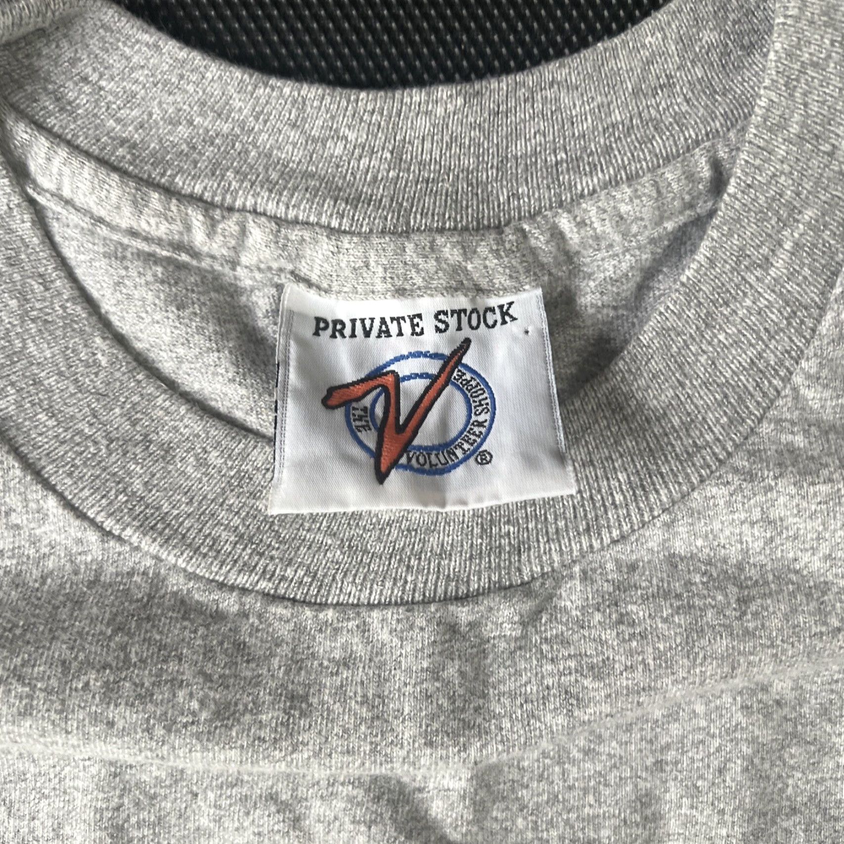 Vintage VINTAGE Private Stock Tennessee Single Stitch T-Shirt Large Gray 80s 90s College Football Mens Size US L / EU 52-54 / 3 - 2 Thumbnail