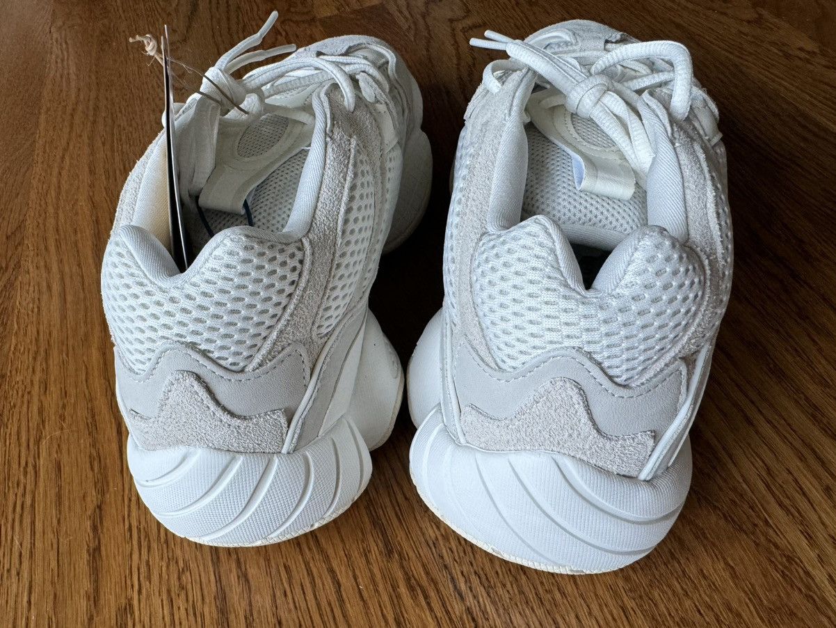 Adidas 8.5 Bone White Yeezy 500 Blush 700 Cream Taupe Light 350 v2 Size US 8.5 / EU 41-42 - 4 Thumbnail