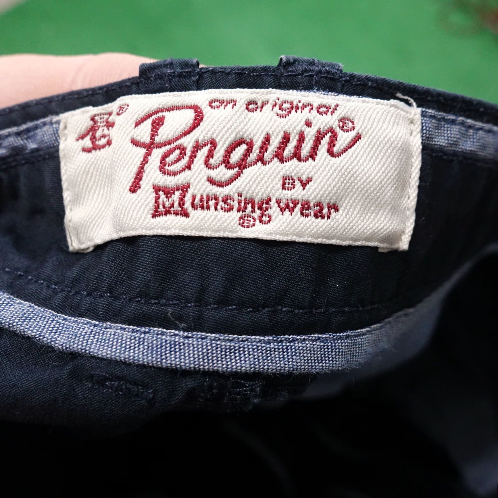 Vintage Penguin Munsingwear Navy Blue Chino Shorts Men 30 Casual Solid Flat Front Inseam 9.5" Size US 30 / EU 46 - 5 Thumbnail
