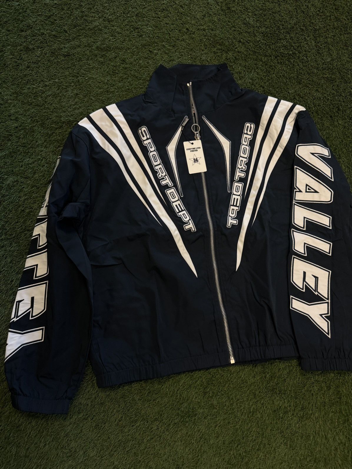 Vale Valley Track Jacket Size (S) Brand New Blue Size US S / EU 44-46 / 1 - 4 Thumbnail