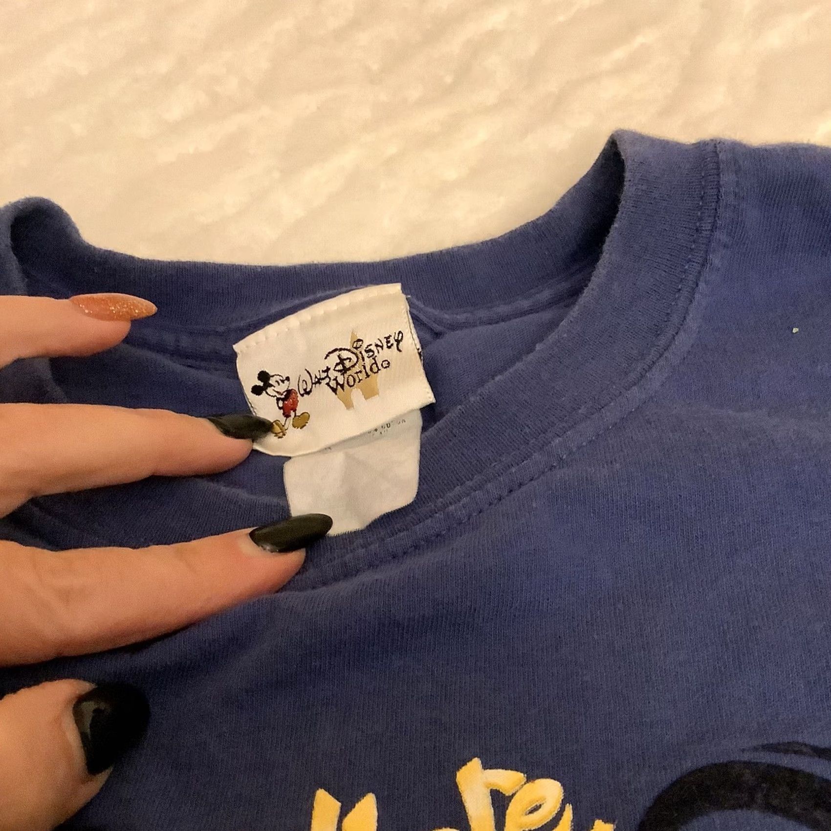 Disney VINTAGE Disney Walt Disney World Mickey Mouse T-Shirt L Crew Neck Short Sleeve Blue 2005 Mens Graphic Tee Donald Duck Theme Size US L / EU 52-54 / 3 - 4 Thumbnail
