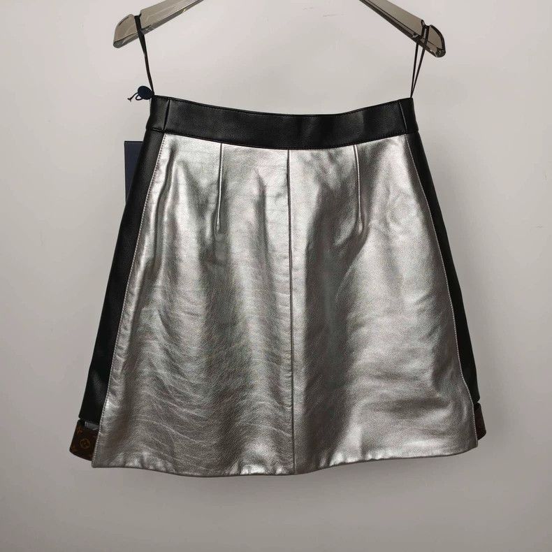 Louis Vuitton Louis Vuitton Silver and black contrasting zip-up leather s Size 35" - 2 Thumbnail