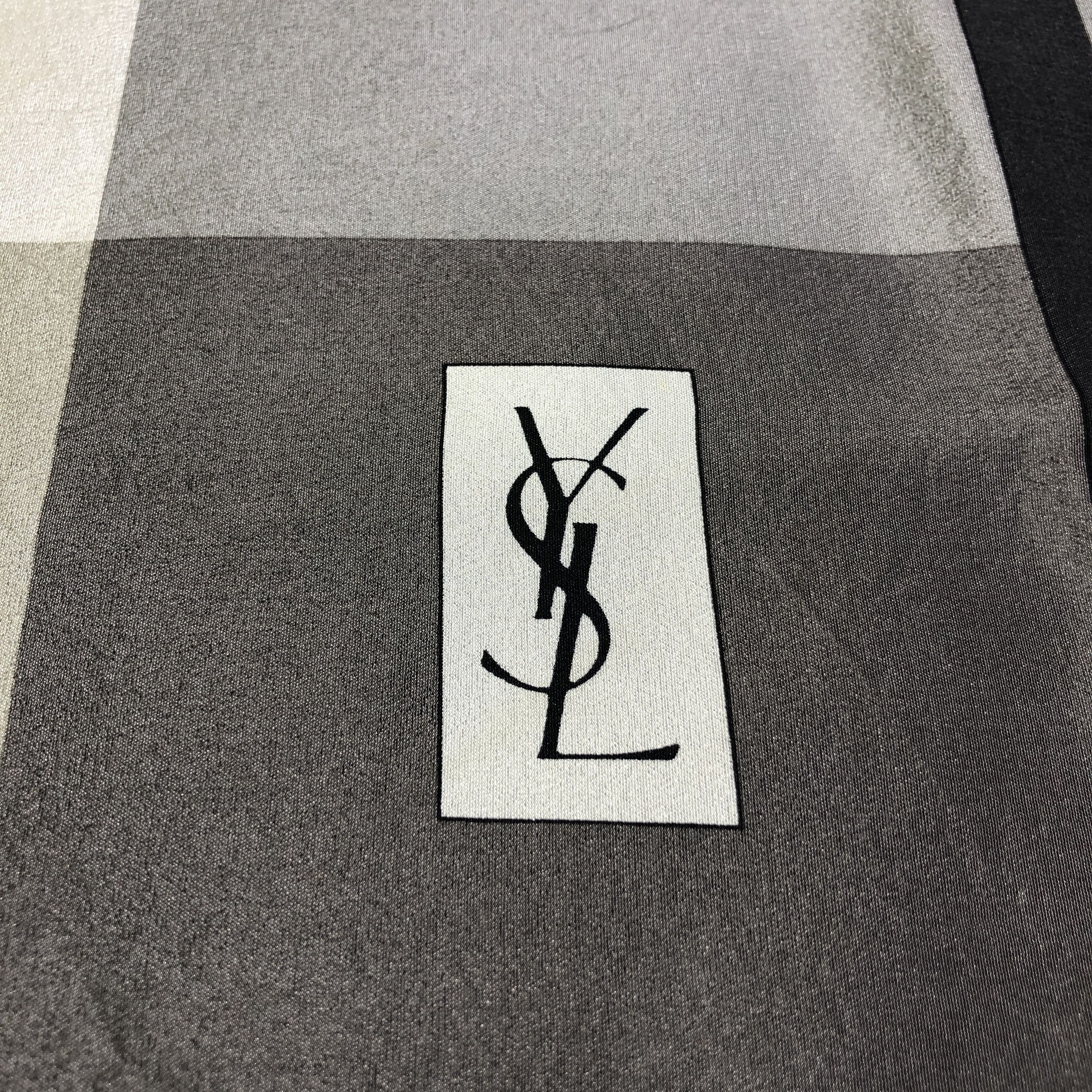 Yves Saint Laurent Yves Saint Laurent Floral Hand Rolled Silk Scarf M1165 Size ONE SIZE - 4 Thumbnail