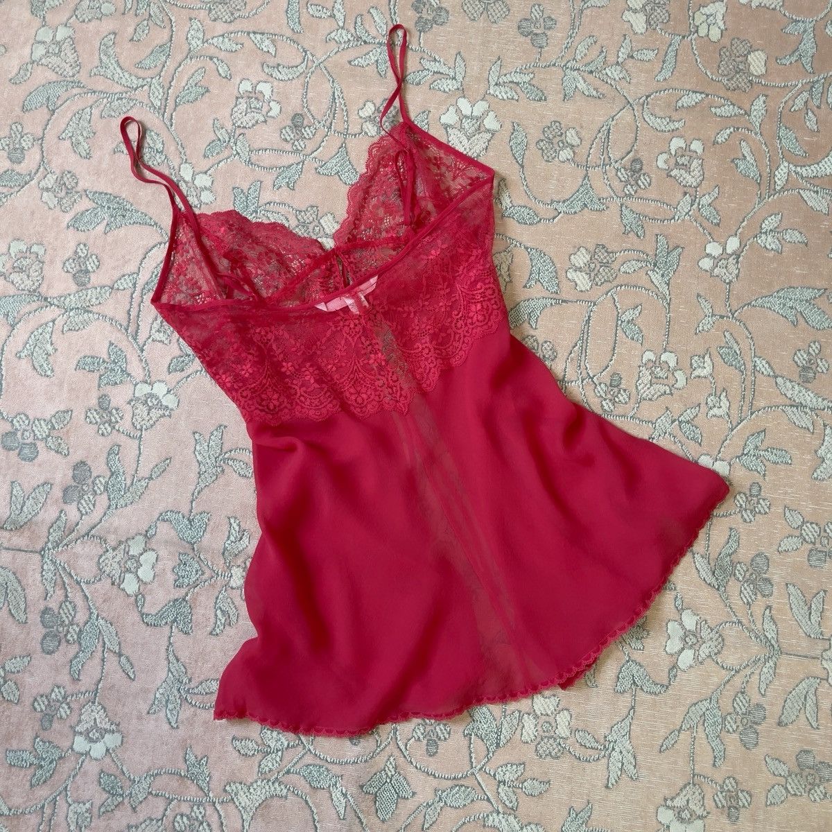 Victoria's Secret Victoria’s Secret Red Lace & Silk Sheer Camisole (M) Size M / US 6-8 / IT 42-44 - 11 Thumbnail
