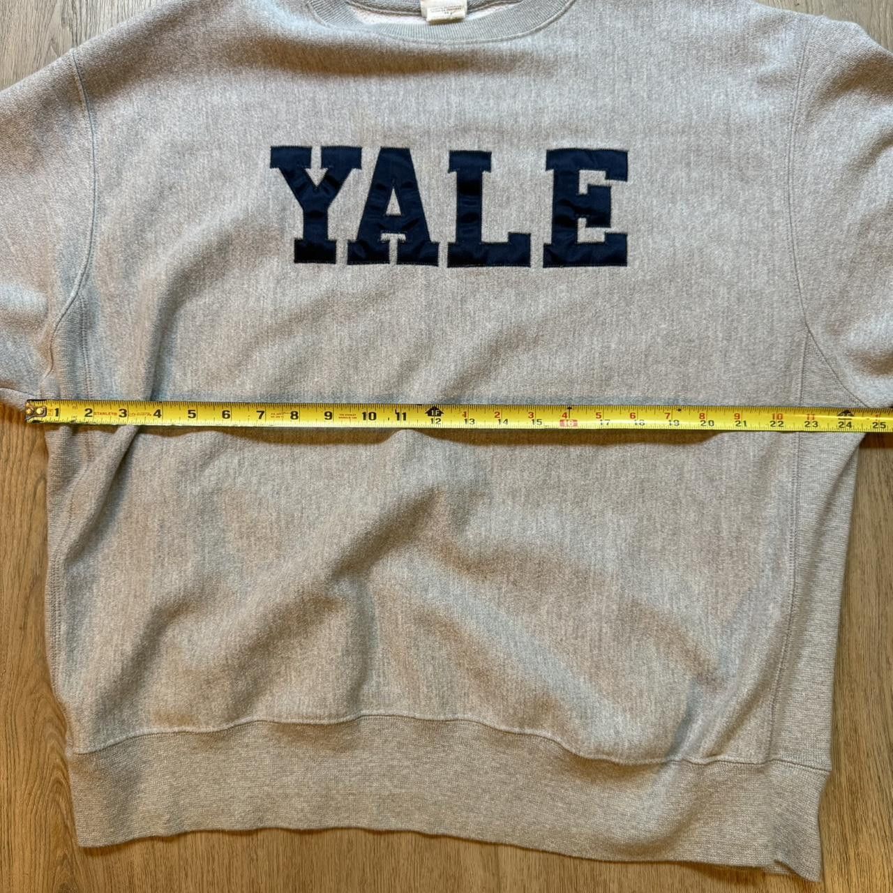 Champion 90s YALE Champion Reverse Weave navy grey crewneck Size US XL / EU 56 / 4 - 4 Thumbnail
