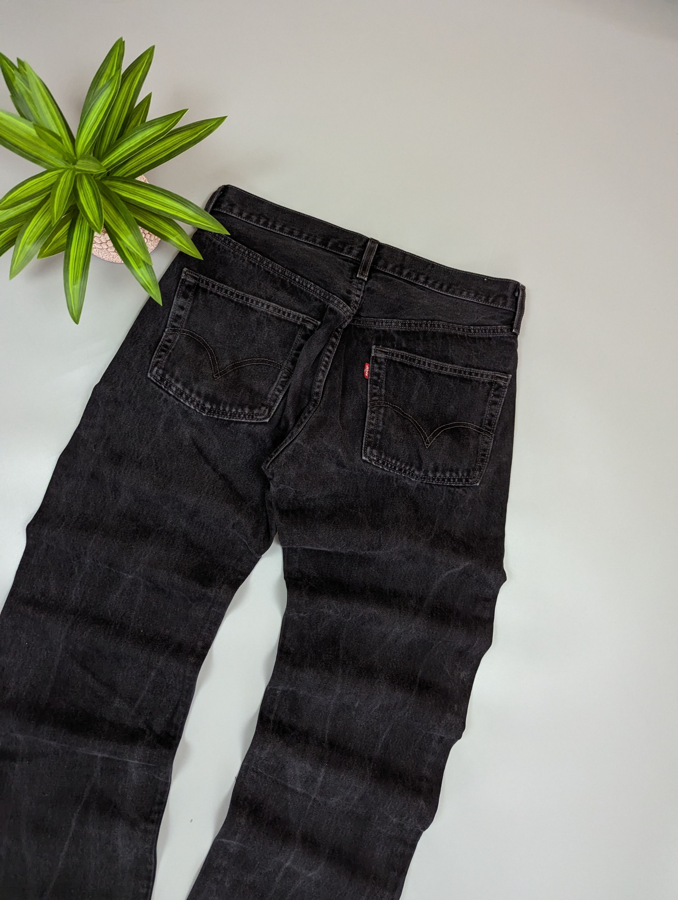 Levi's Vintage Levi's 501 Black Distressed Jeans W31 L34 Faded Size US 31 - 17 Thumbnail