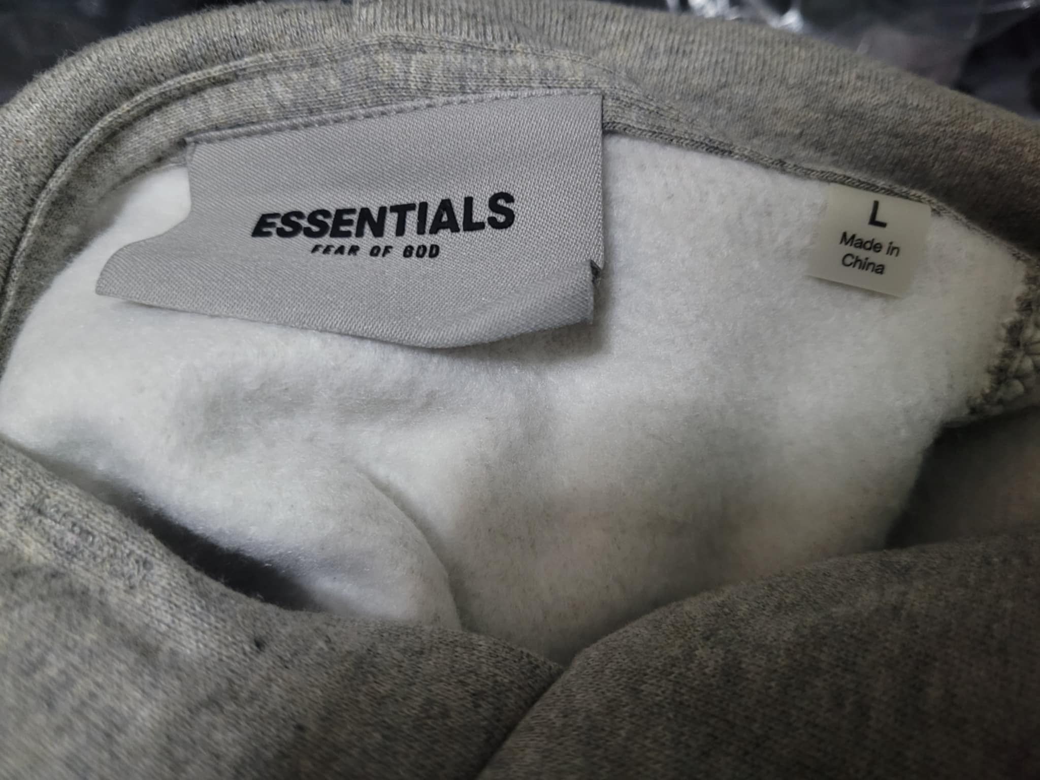 Fear of God sz L FOG Essentials Core Collection Pullover Heather Oatmeal Size US L / EU 52-54 / 3 - 8 Thumbnail