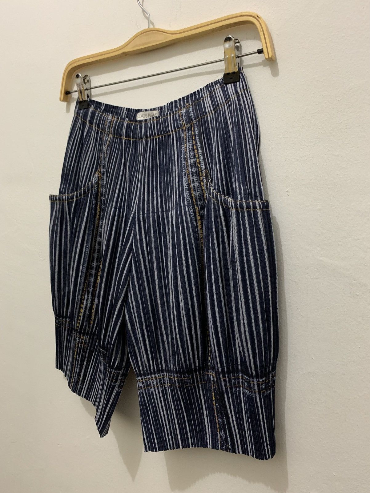 Issey Miyake ISSEY MIYAKE PLEATS PLEASE Denim Transfer Half Pants Size 29" - 3 Thumbnail