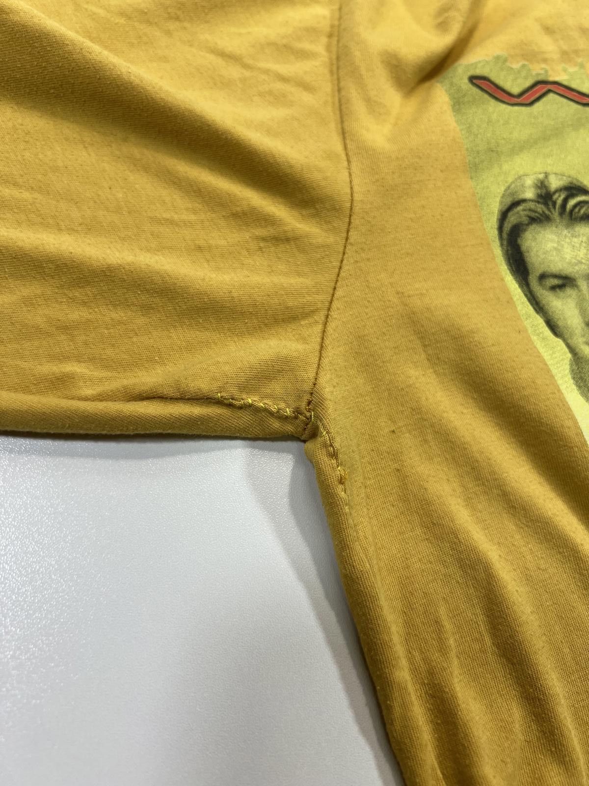 Other Westlife 2003 World Tour Vintage Yellow Graphic T-Shirt Size ONE SIZE - 8 Thumbnail