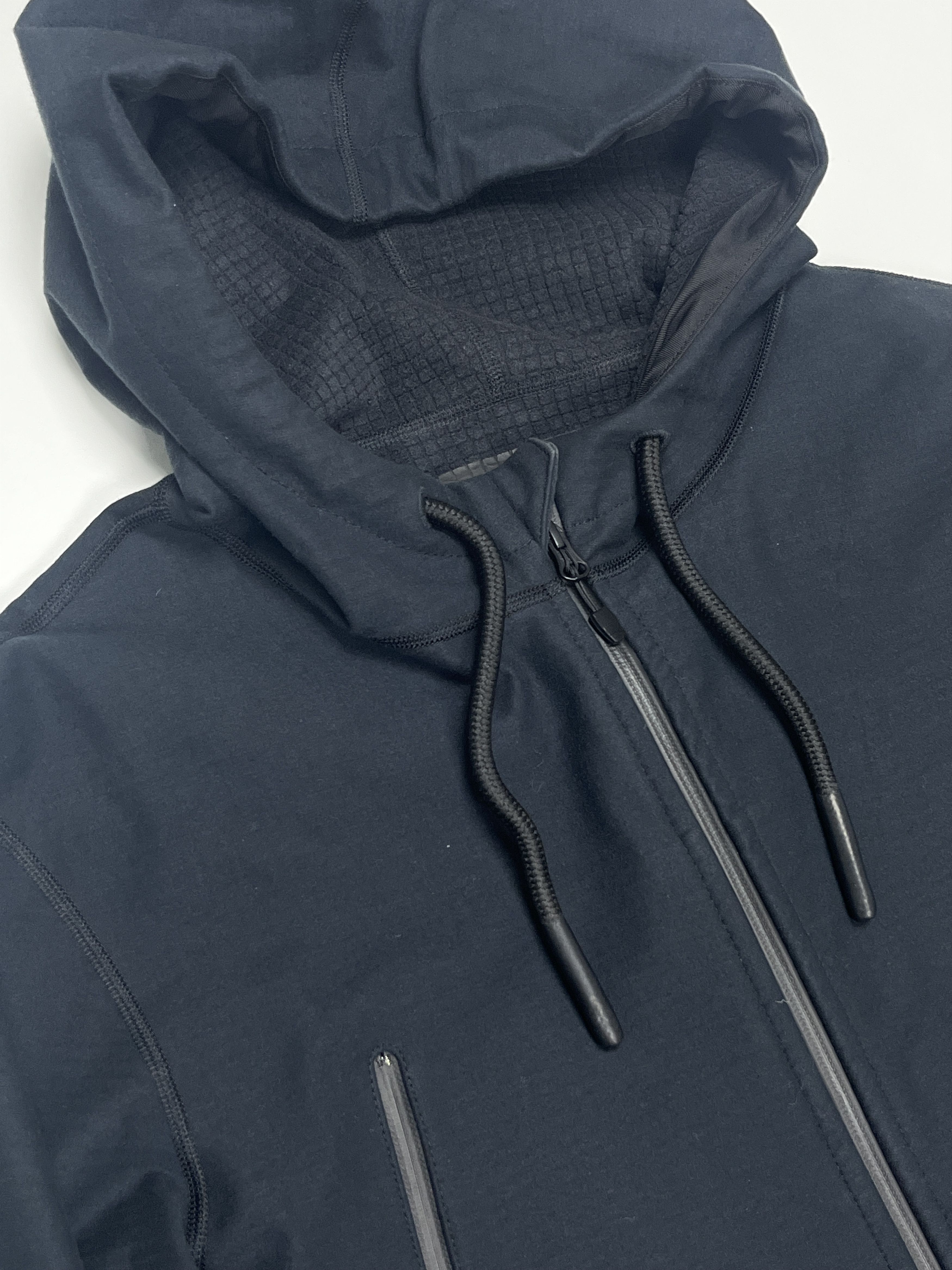 Vollebak Vollebak 100 Years Hoodie Jacket / L / Excellent Condition Size US L / EU 52-54 / 3 - 2 Thumbnail