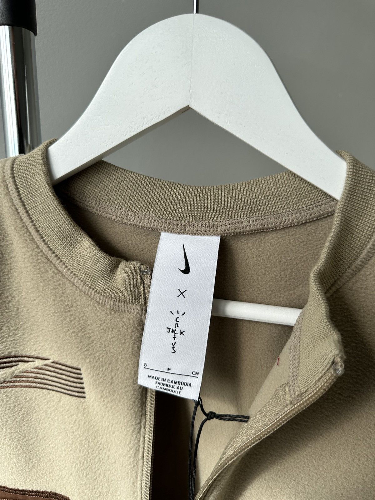Nike × Travis Scott Nike x Travis Scott NRG Cactus Corp Pullover Cropped Top Size S / US 4 / IT 40 - 9 Thumbnail