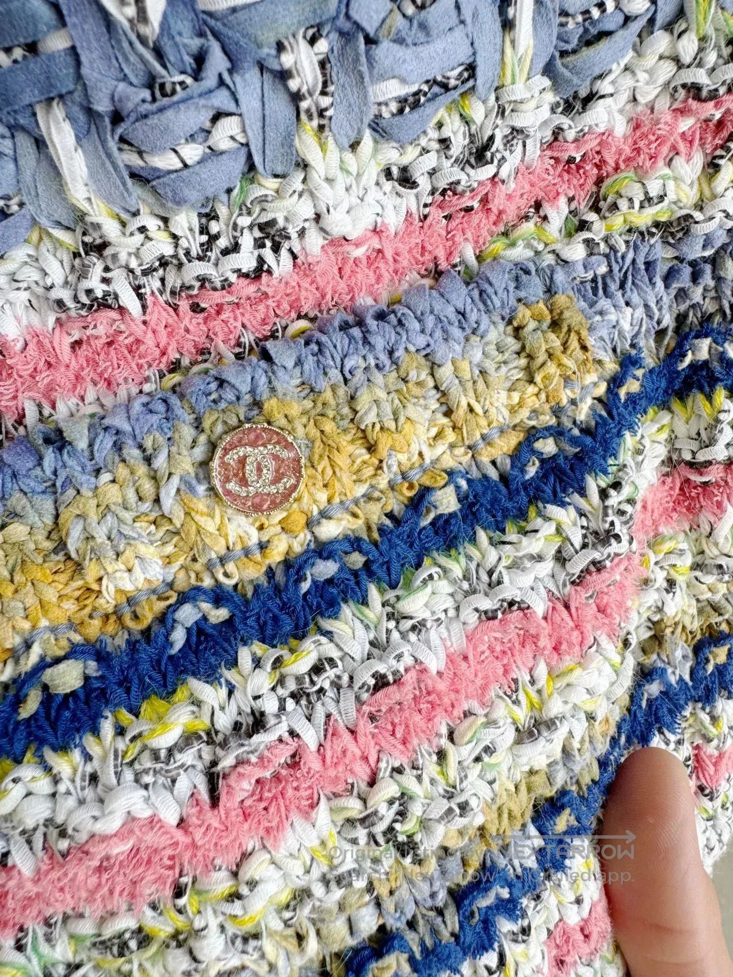 Chanel Chanel 21P Rainbow Stripe Knit Cardigan. Size XXS / US 00 / IT 34 - 6 Thumbnail