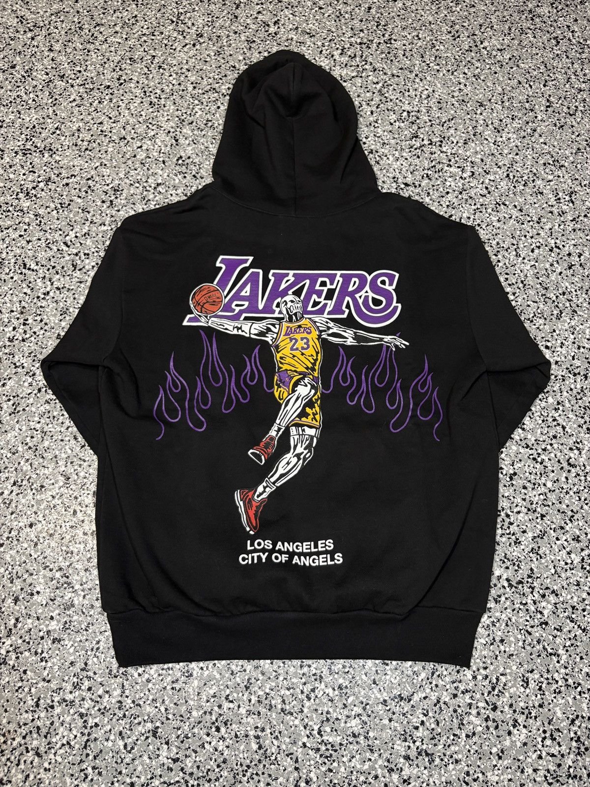 NBA × Warren Lotas 2023 Warren Lotas X L.A. Lakers “City Of Angels” Hoodie Sz L Size US L / EU 52-54 / 3 - 1 Thumbnail