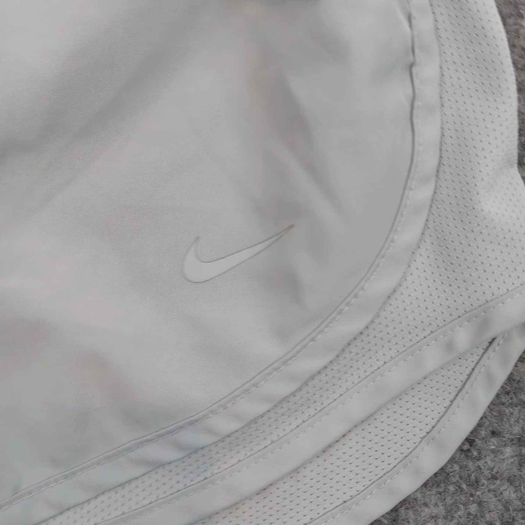 Nike Nike Womens Running Shorts Large Gray Dri Fit Lined Elastic Waist Size 28" / US 6 / IT 42 - 6 Thumbnail
