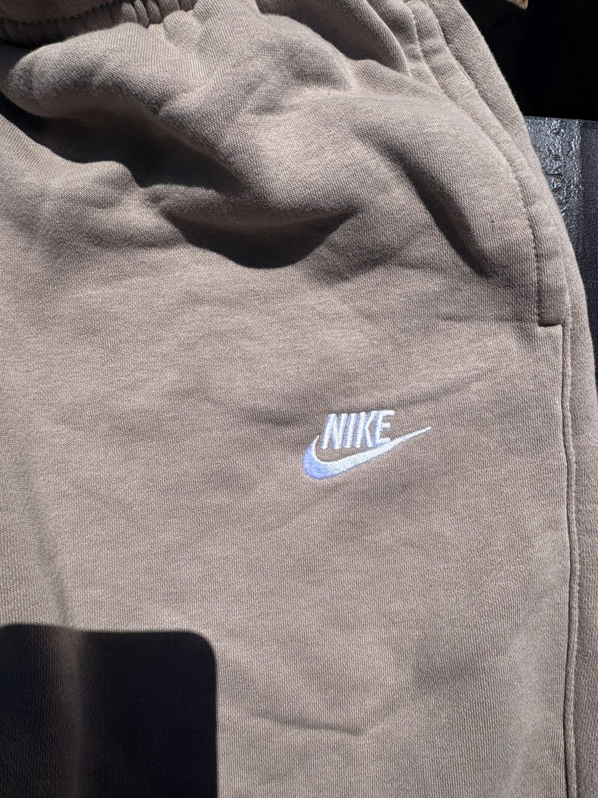 Nike Men joggers Size US 42 / EU 58 - 2 Thumbnail