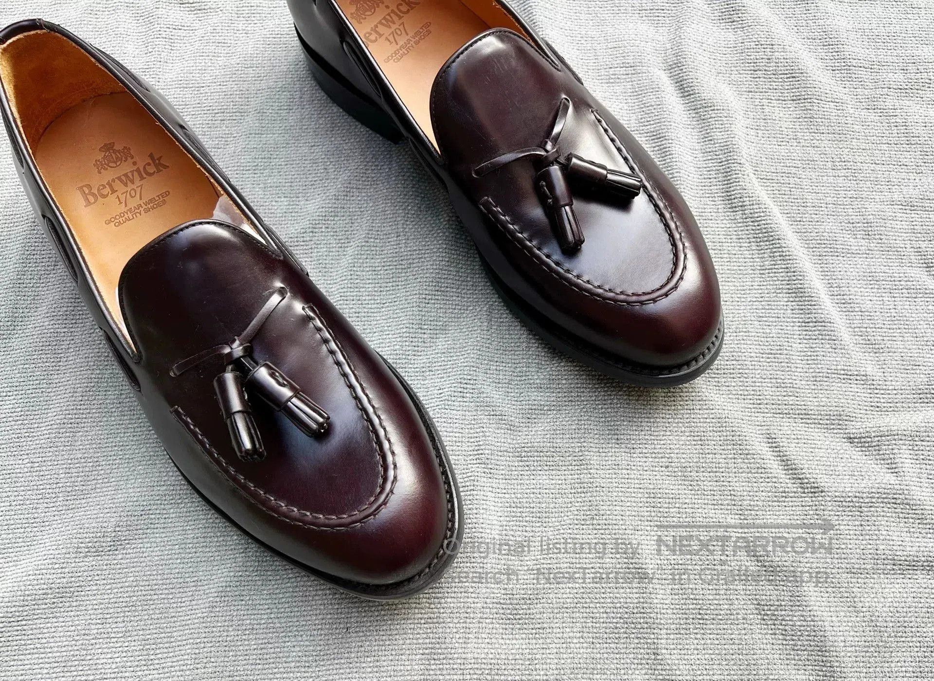 Berwick 1707 Burgundy Leather Loafers with Tassels. Size US 10 / EU 43 - 2 Thumbnail
