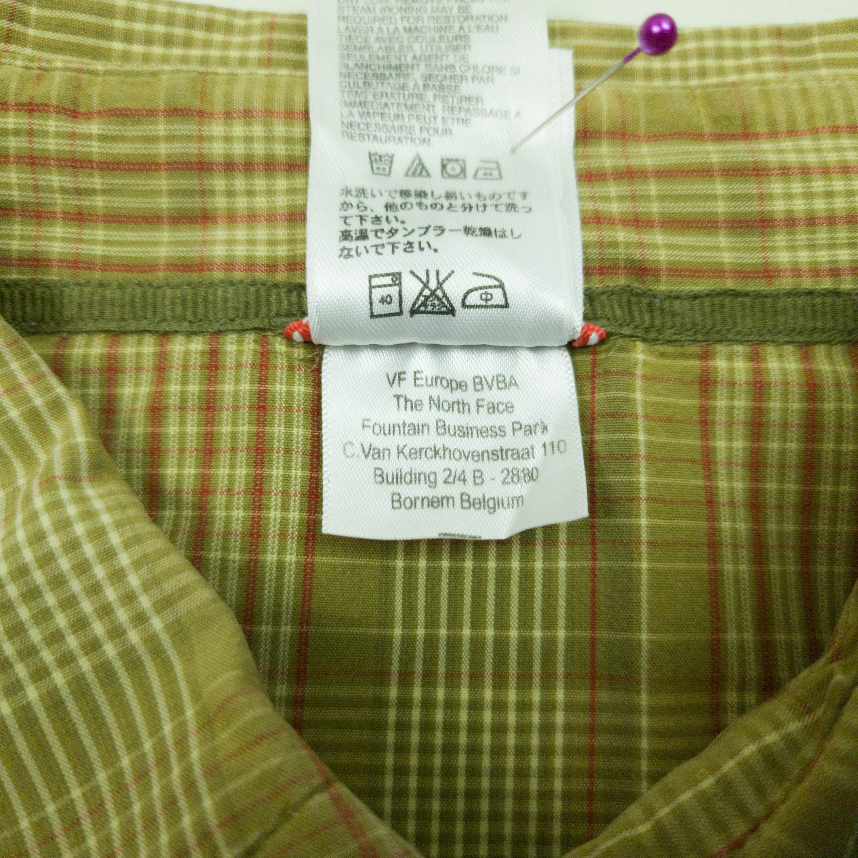 The North Face THE NORTH FACE SHIRT SHORT SLEEVE COTTON SIZE M-L (LABEL M) Size US M / EU 48-50 / 2 - 7 Thumbnail