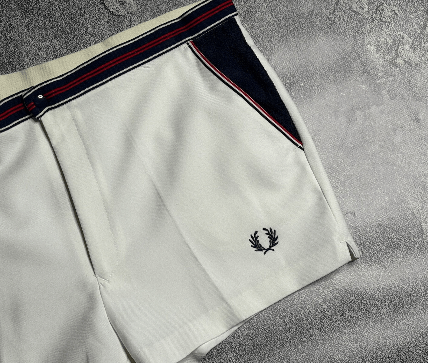 Fred Perry vintage Fred Perry men's short 36'' Size US 36 / EU 52 - 2 Thumbnail