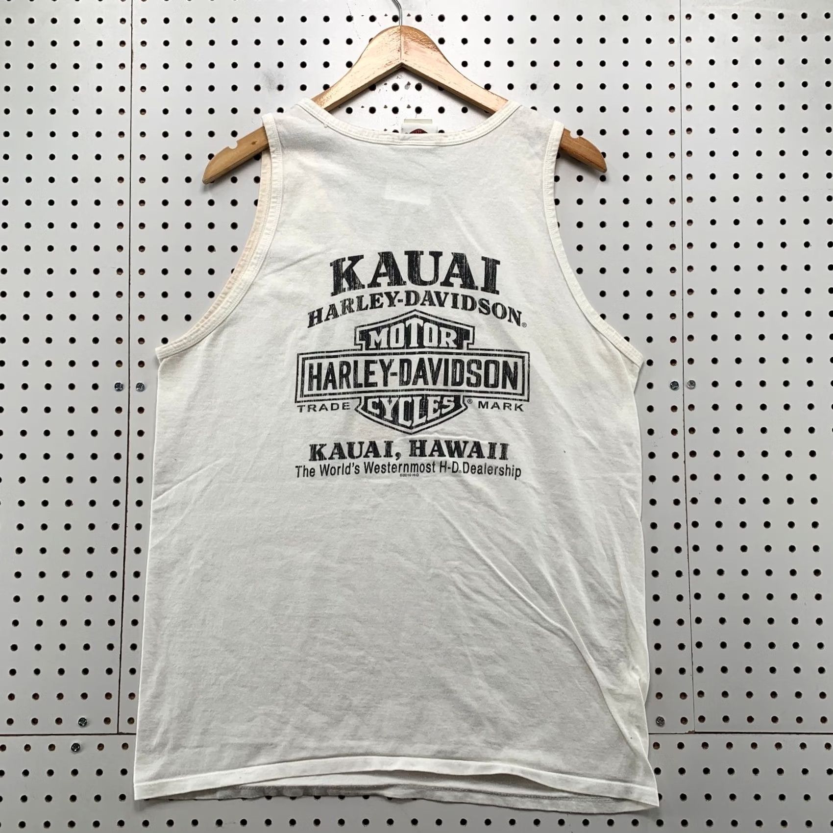 Harley Davidson VINTAGE Harley-Davidson Tank Shirt Mens L White HAWG HOG Wild KUAI Hawaii T-Shirt Mens Large White Size US L / EU 52-54 / 3 - 2 Thumbnail