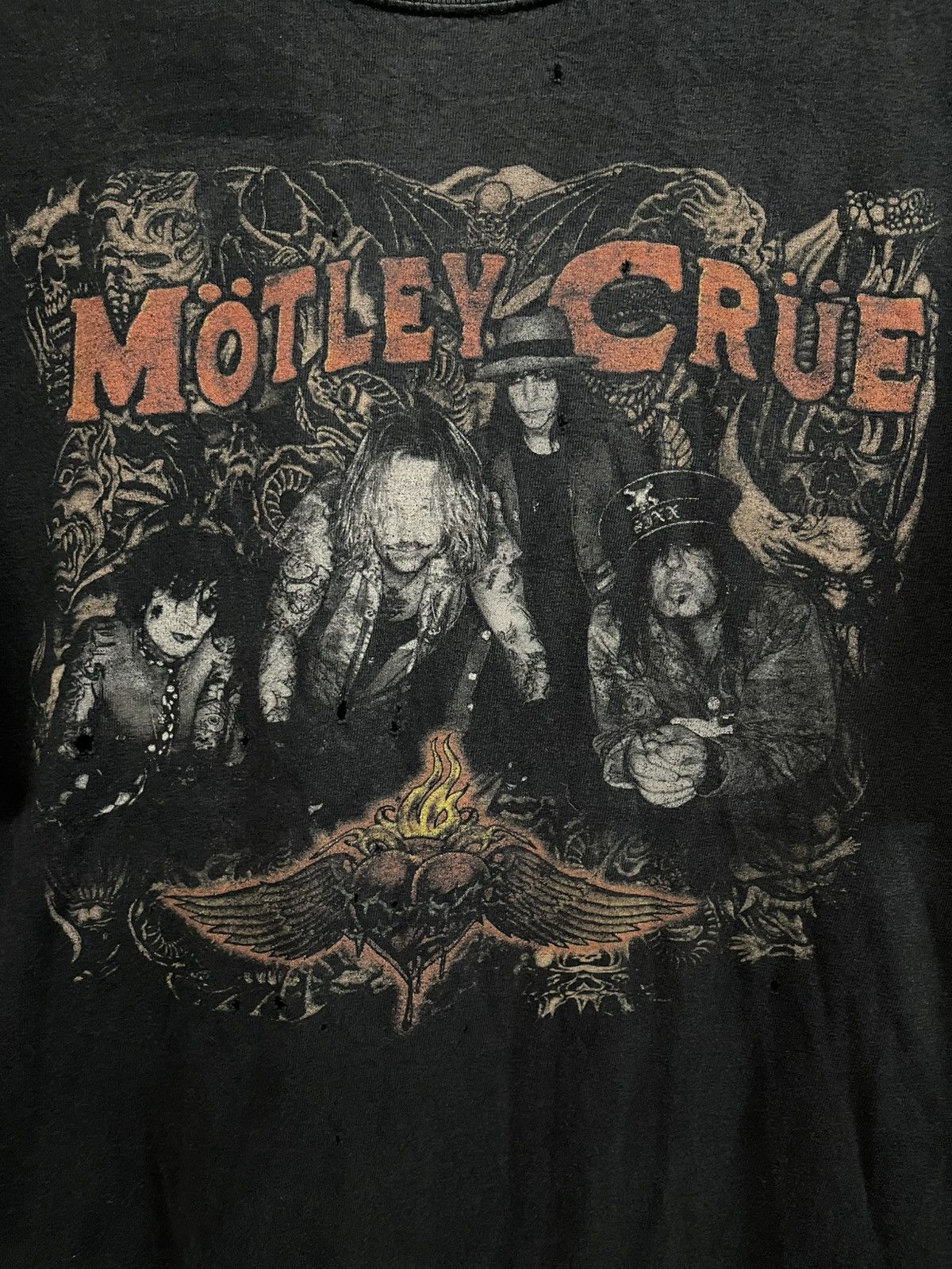 Band Tees Vintage Y2K Mötley Cruë Tour Tees🔥🔥🔥 Size US L / EU 52-54 / 3 - 2 Thumbnail