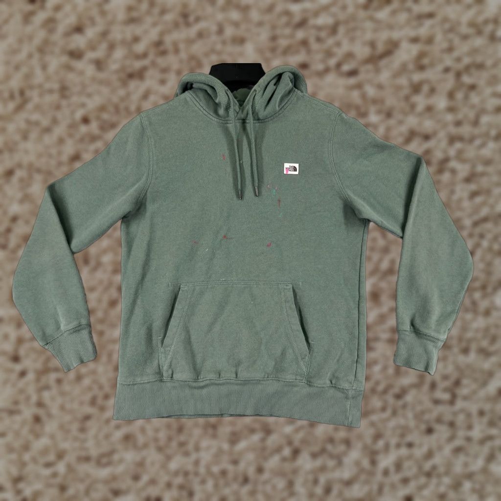 The North Face VINTAGE The North Face Hoodie Womens S Green Logo Pocket Crew Neck Pullover Sweatshirt 34 in Chest Mens/ Womens Size S / US 4 / IT 40 - 1 Thumbnail