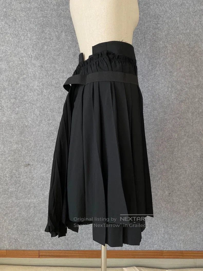 Comme des Garcons COMME des GARCONS Asymmetric Pleated Skirt. Size US 36 / EU 52 - 6 Thumbnail