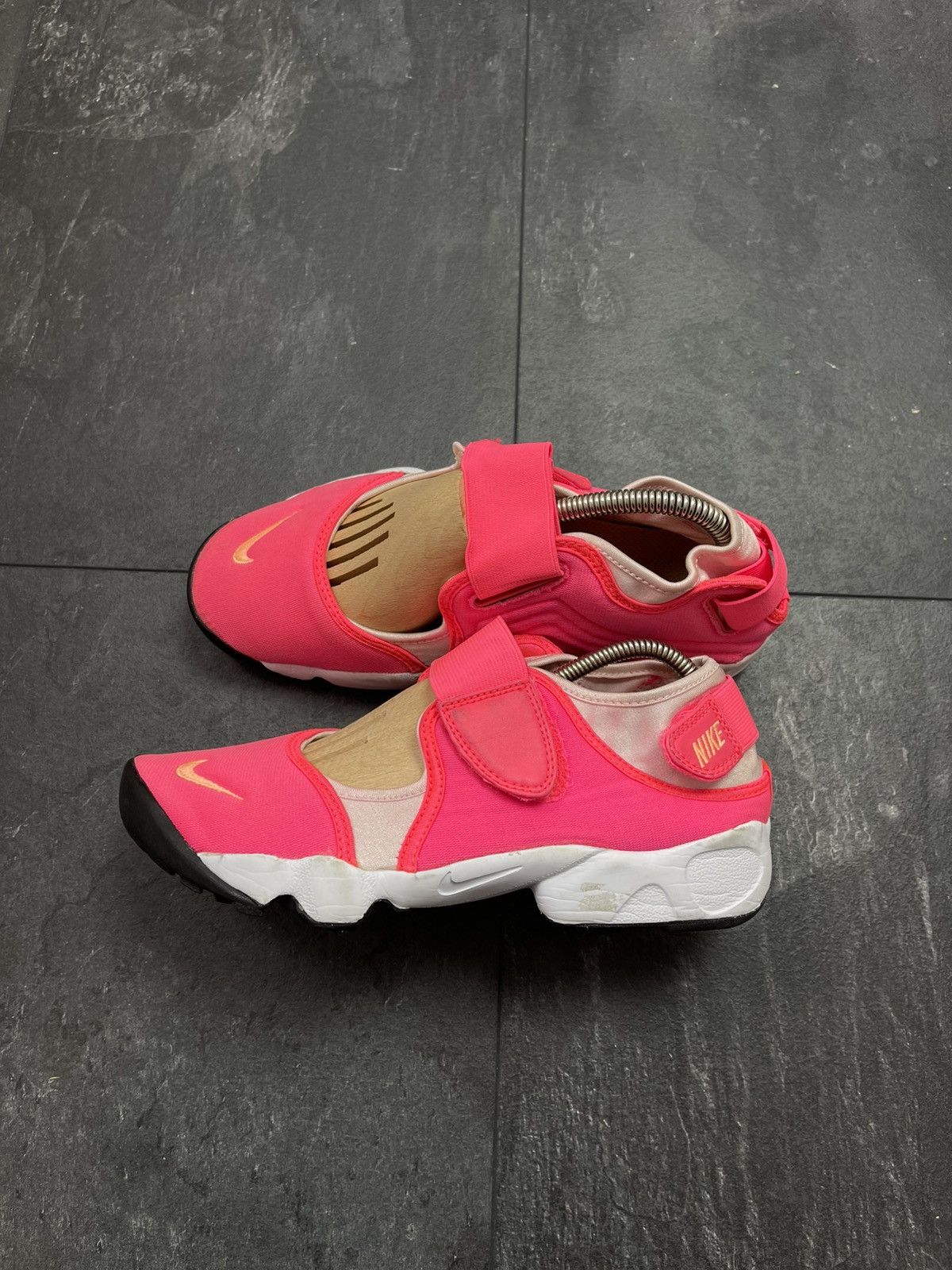 Nike × Streetwear × Vintage Vintage Nike rift tabi swoosh shoes Size US 6 / IT 36 - 6 Thumbnail