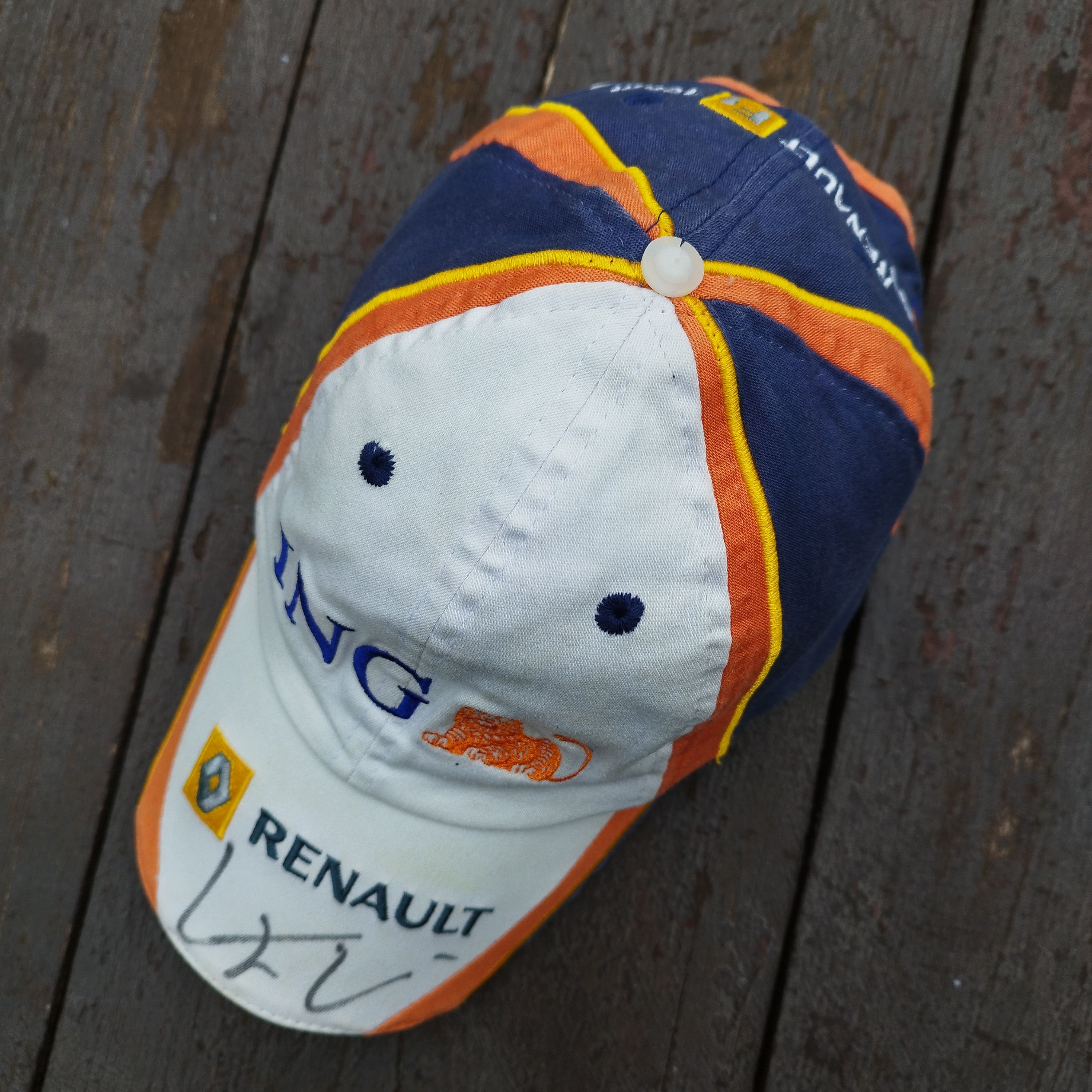 Formula 1 ING Renault F1 Team Signed by Lucas Di Grassi Cap Size ONE SIZE - 3 Thumbnail