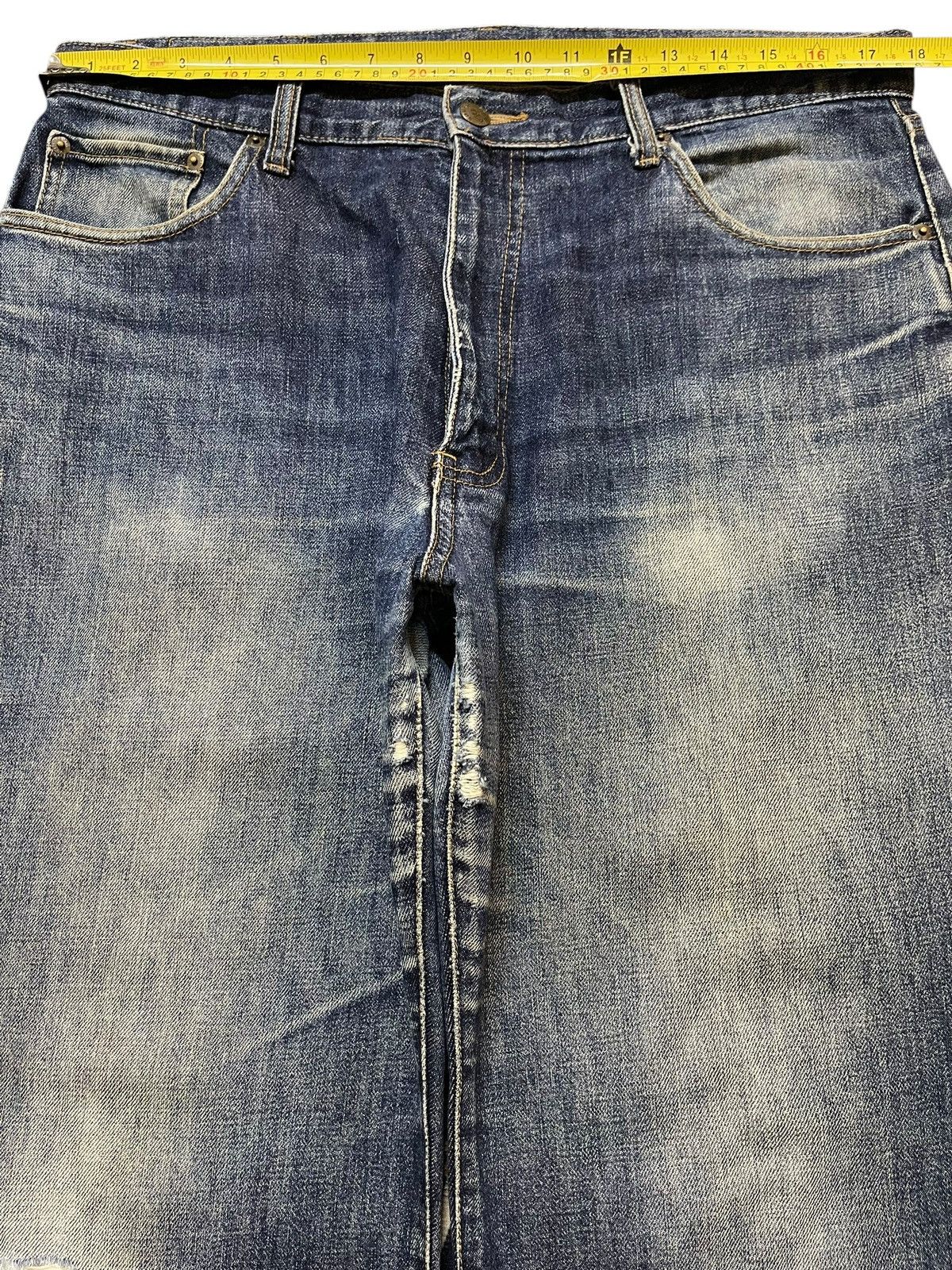 Hanes Vintage 90s Hanes Faded Wash Distressed Style Baggy Jeans Size US 35 - 12 Thumbnail